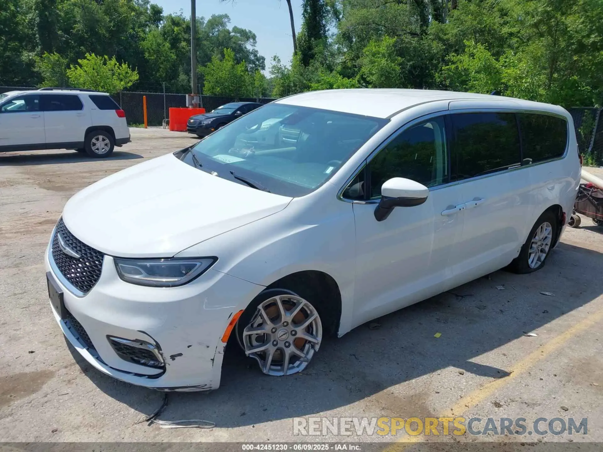 2 Photograph of a damaged car 2C4RC1BG9PR624944 CHRYSLER PACIFICA 2023