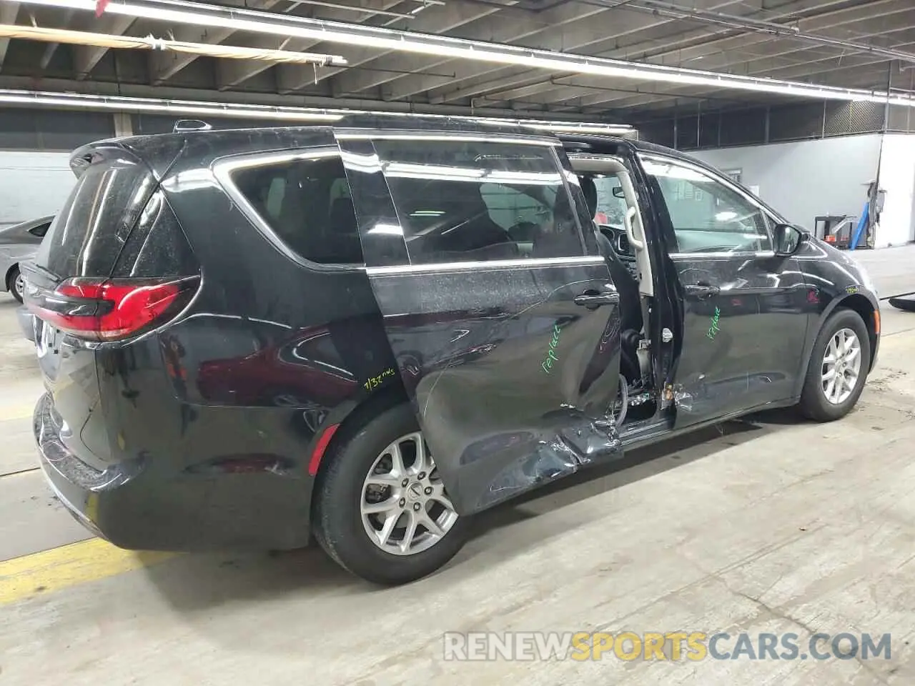 3 Photograph of a damaged car 2C4RC1BGXPR508393 CHRYSLER PACIFICA 2023