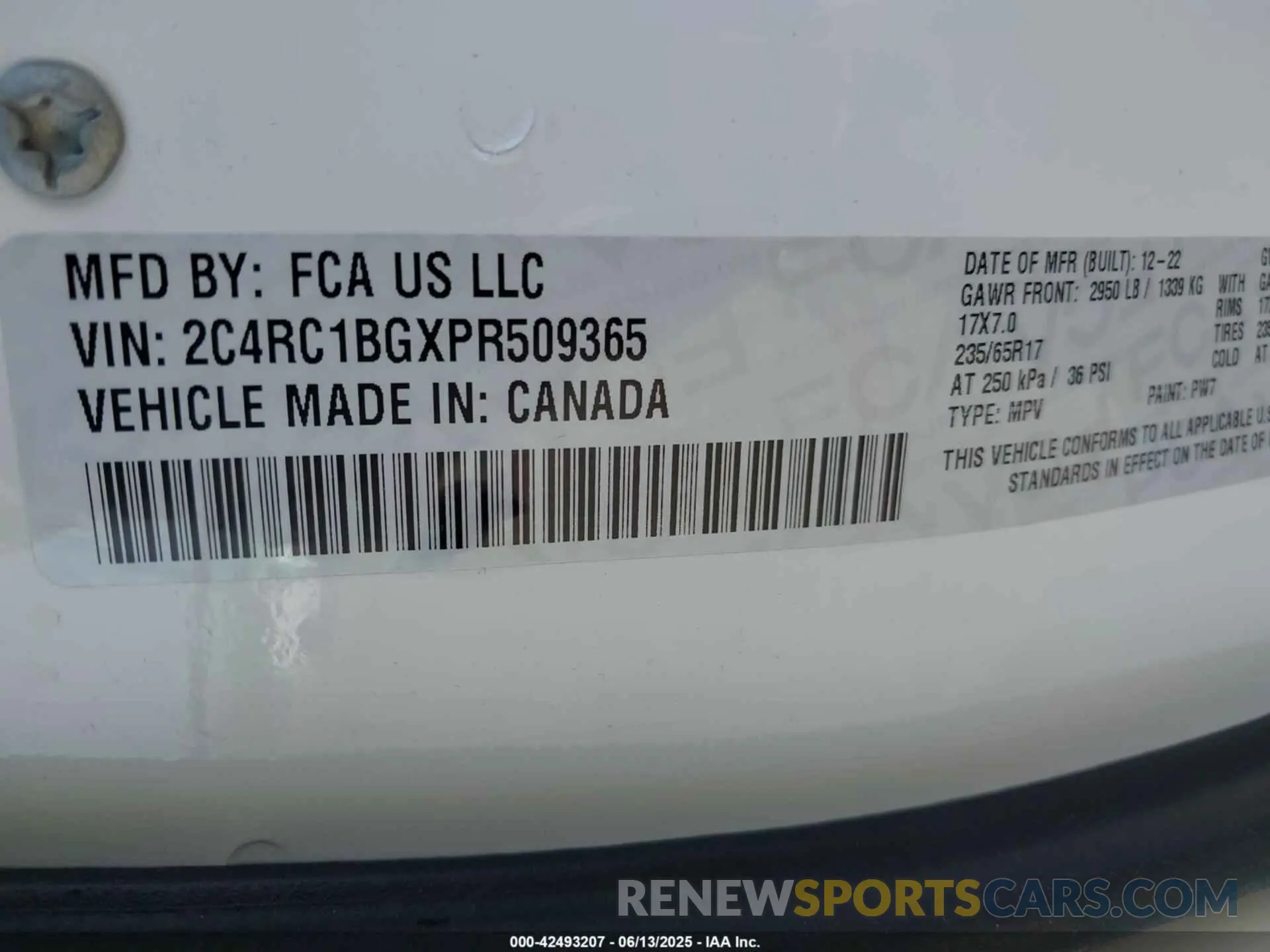 9 Photograph of a damaged car 2C4RC1BGXPR509365 CHRYSLER PACIFICA 2023