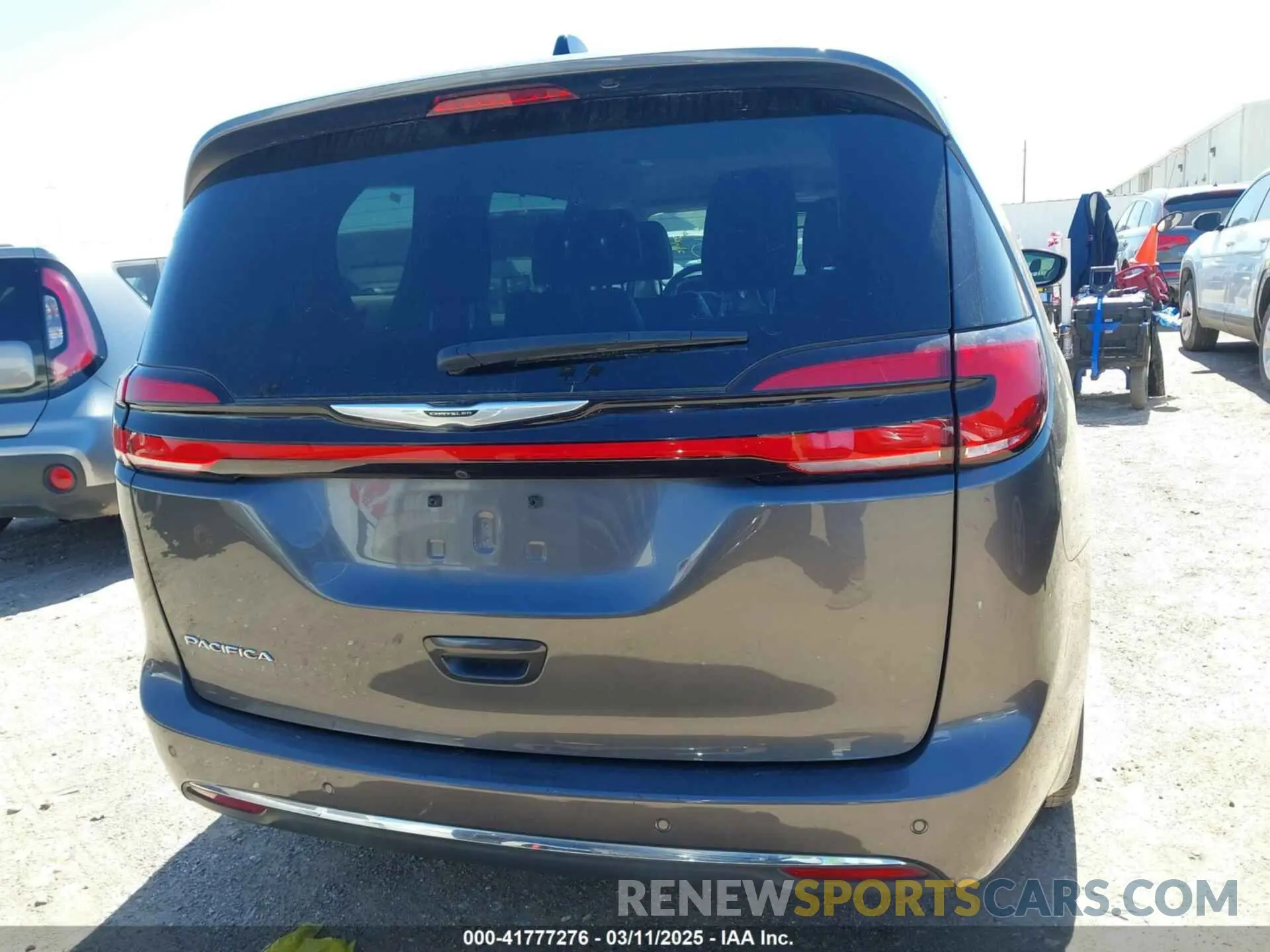 16 Фотография поврежденного автомобиля 2C4RC1BGXPR530636 CHRYSLER PACIFICA 2023