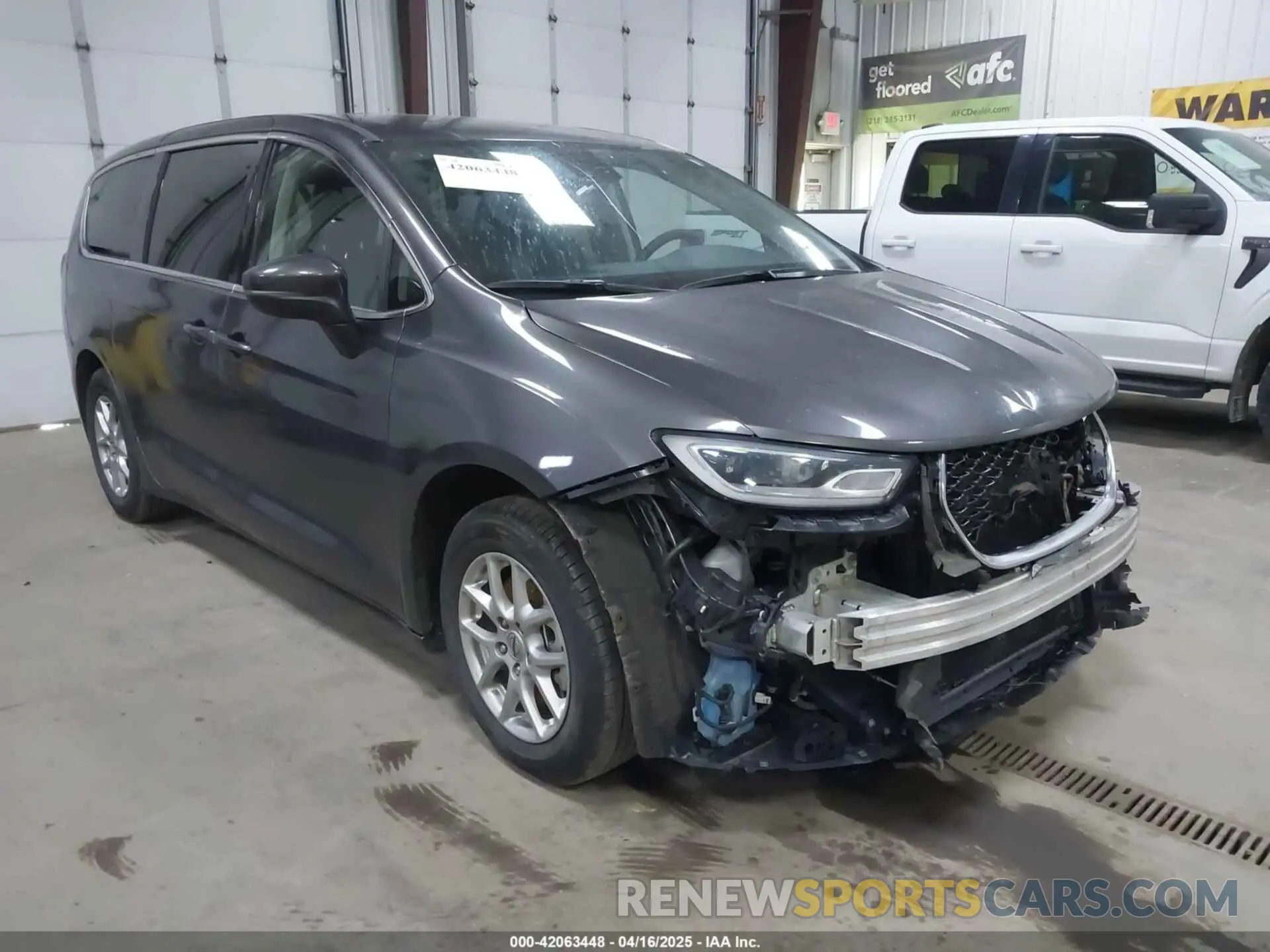 1 Photograph of a damaged car 2C4RC1BGXPR553690 CHRYSLER PACIFICA 2023