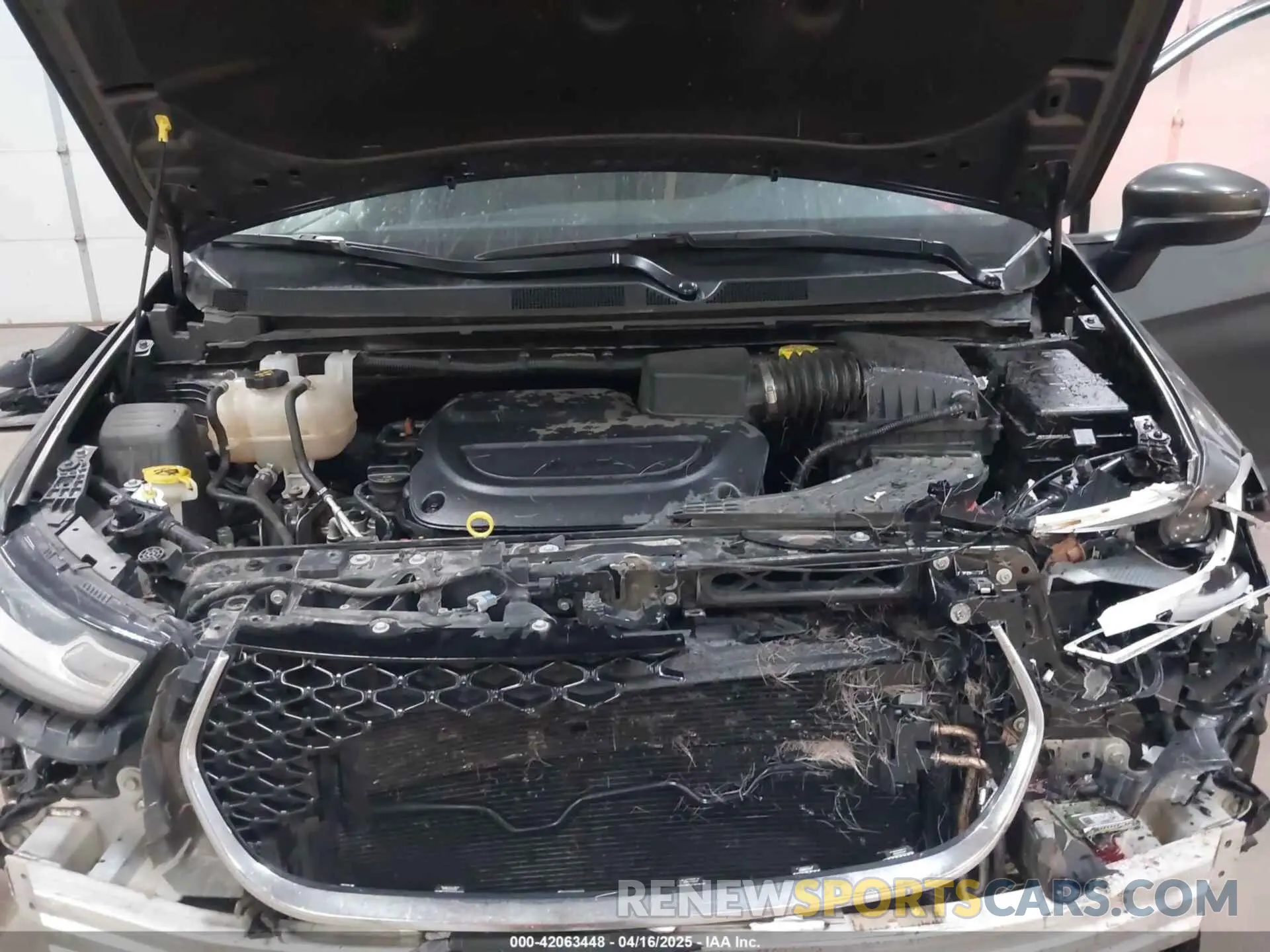 10 Photograph of a damaged car 2C4RC1BGXPR553690 CHRYSLER PACIFICA 2023