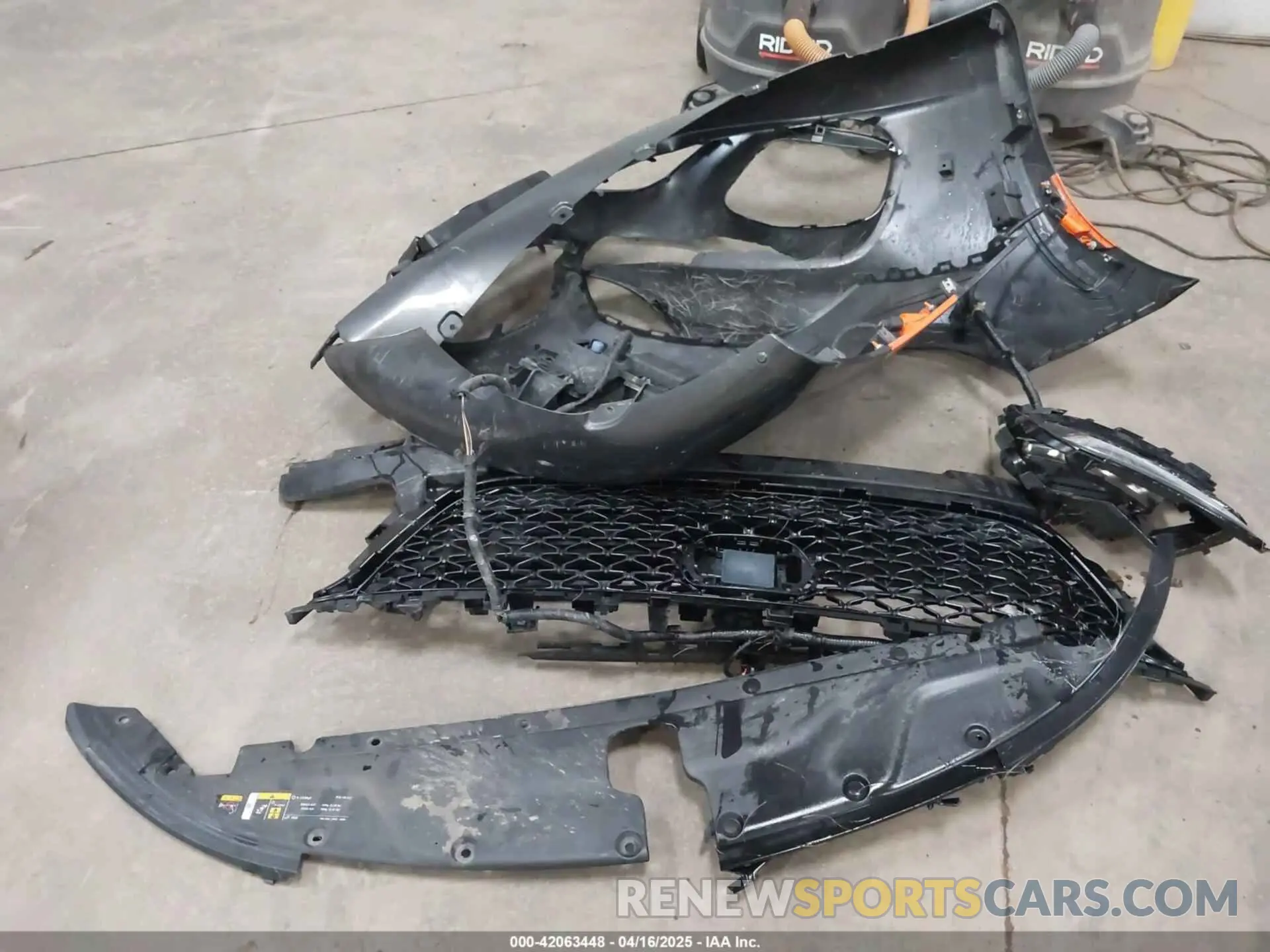12 Photograph of a damaged car 2C4RC1BGXPR553690 CHRYSLER PACIFICA 2023