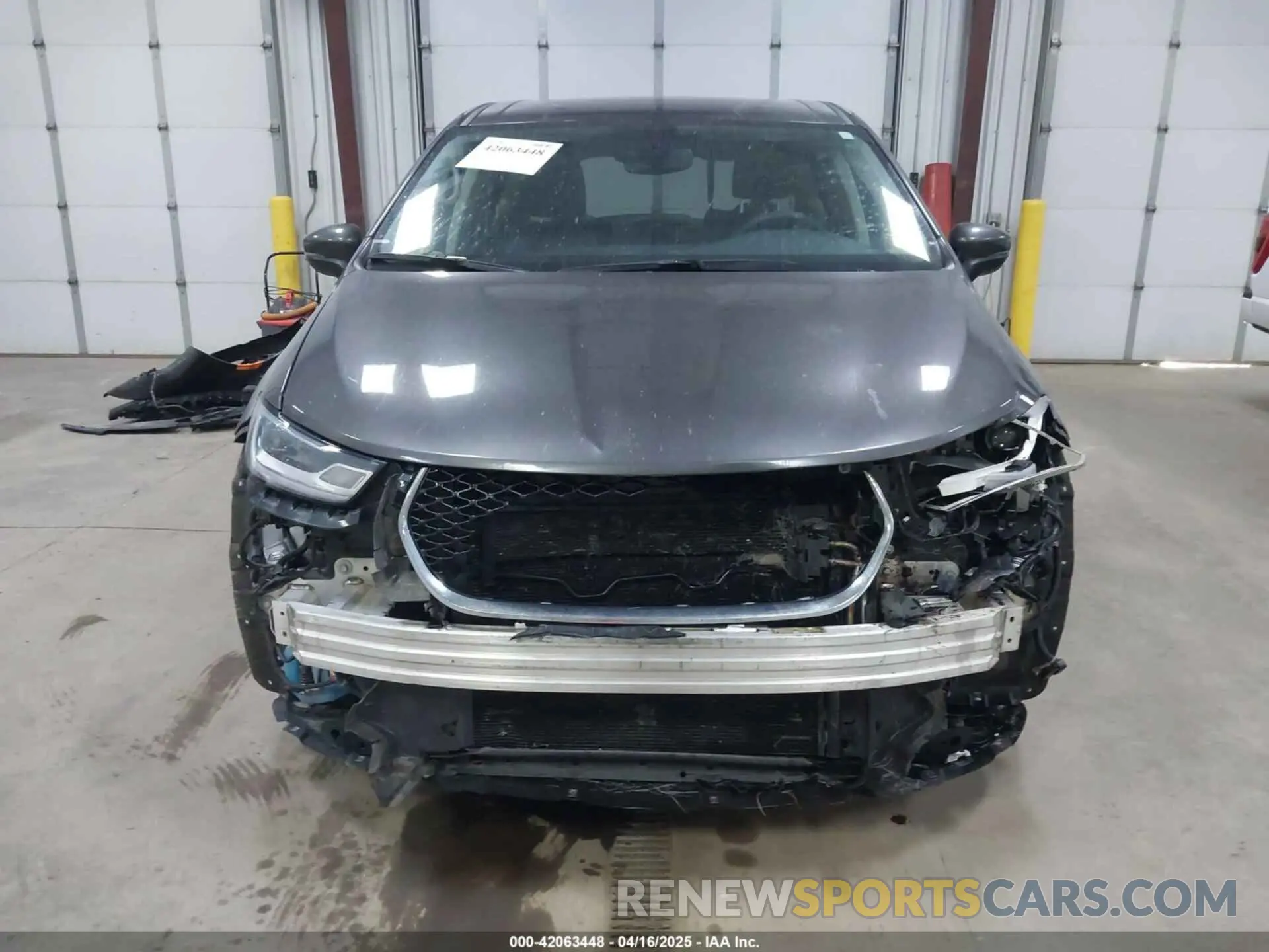 13 Photograph of a damaged car 2C4RC1BGXPR553690 CHRYSLER PACIFICA 2023