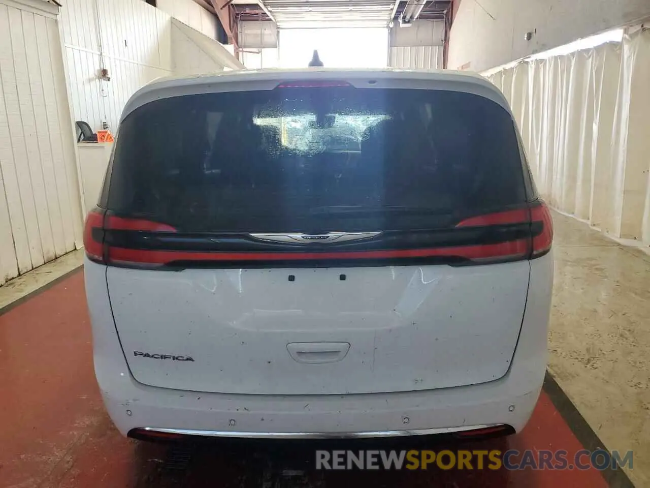 6 Photograph of a damaged car 2C4RC1FG8PR582339 CHRYSLER PACIFICA 2023