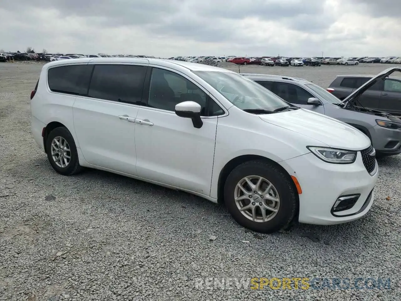 4 Фотография поврежденного автомобиля 2C4RC1FG8PR590439 CHRYSLER PACIFICA 2023
