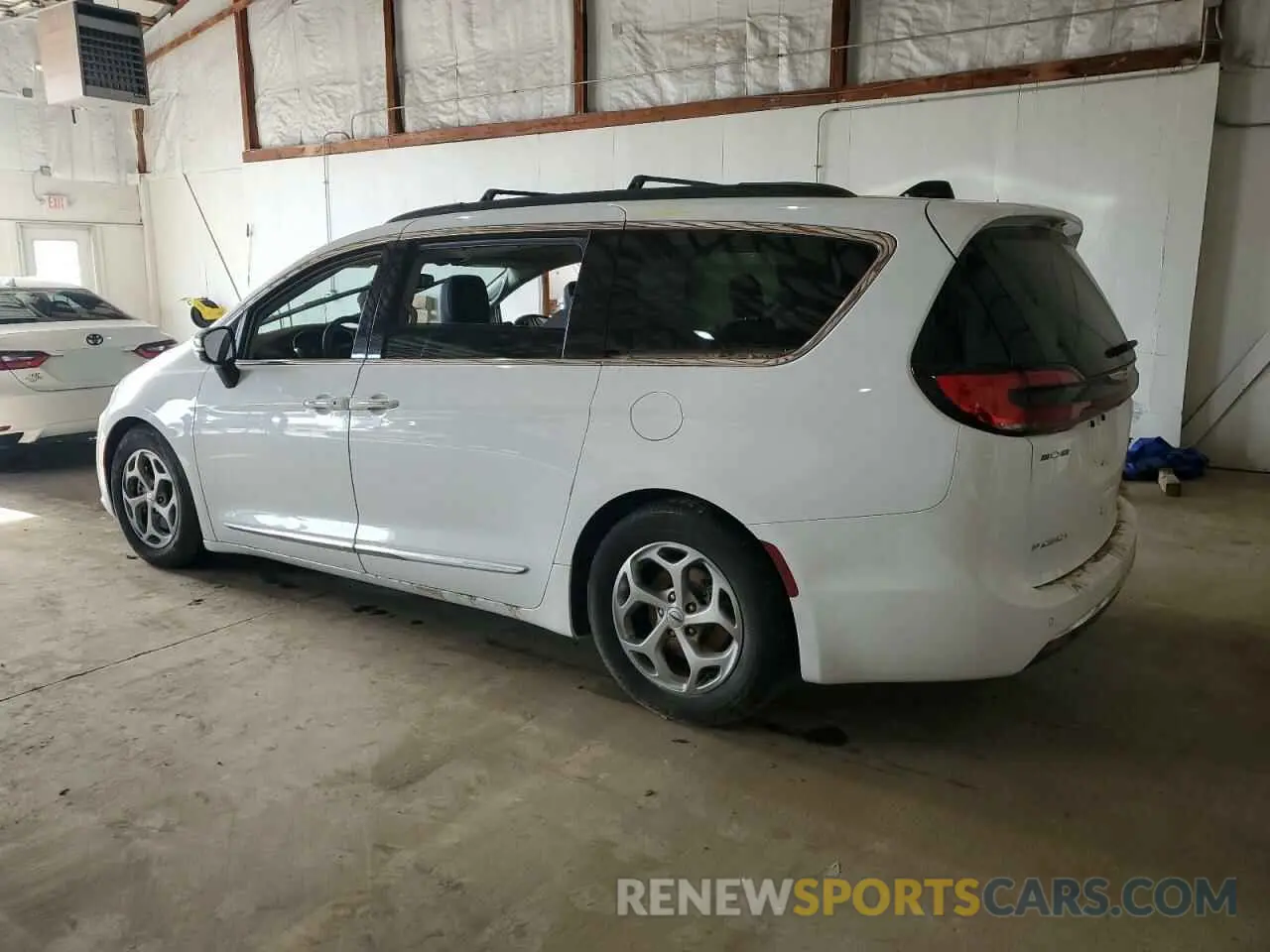 2 Photograph of a damaged car 2C4RC1GG5PR520802 CHRYSLER PACIFICA 2023