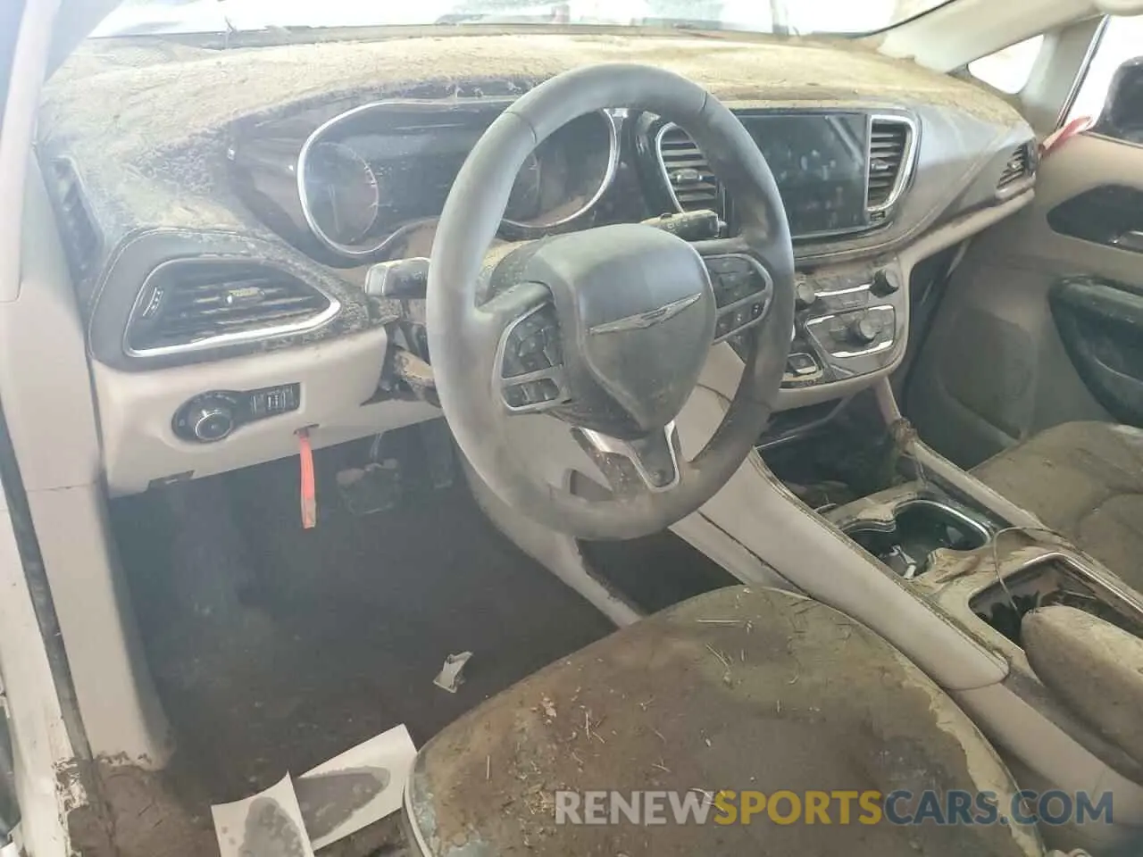 8 Photograph of a damaged car 2C4RC1GG5PR520802 CHRYSLER PACIFICA 2023