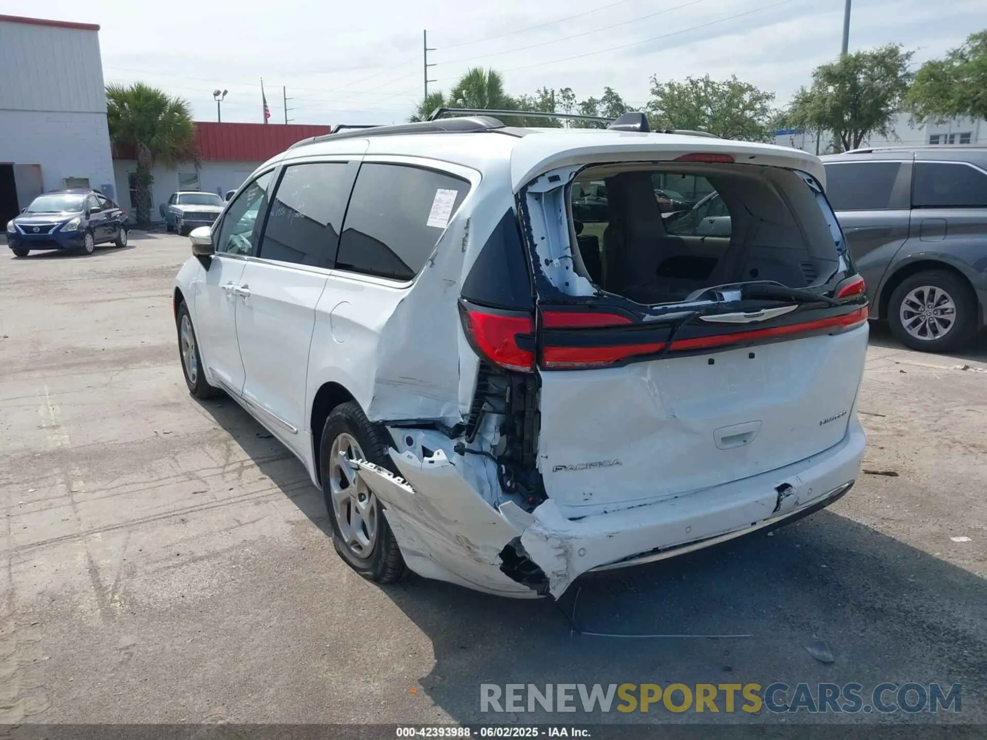 17 Фотография поврежденного автомобиля 2C4RC1GG7PR566163 CHRYSLER PACIFICA 2023