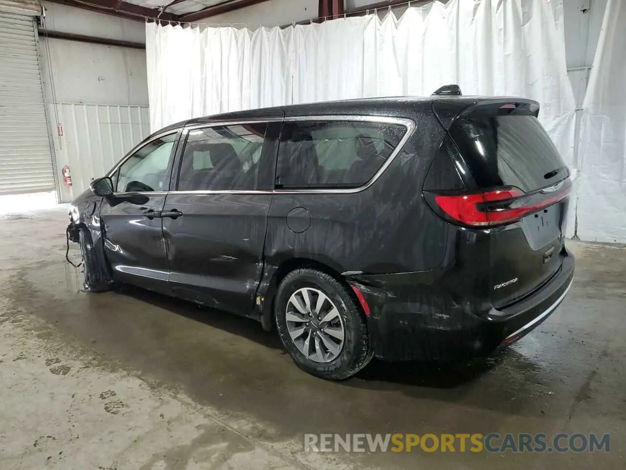 2 Photograph of a damaged car 2C4RC1L70PR565278 CHRYSLER PACIFICA 2023