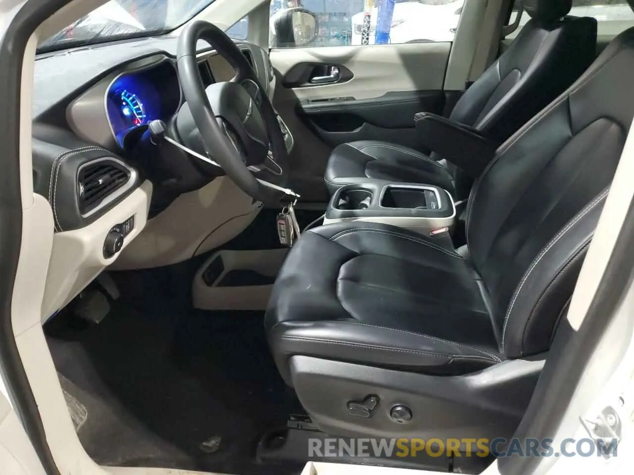 7 Фотография поврежденного автомобиля 2C4RC1L72PR562270 CHRYSLER PACIFICA 2023