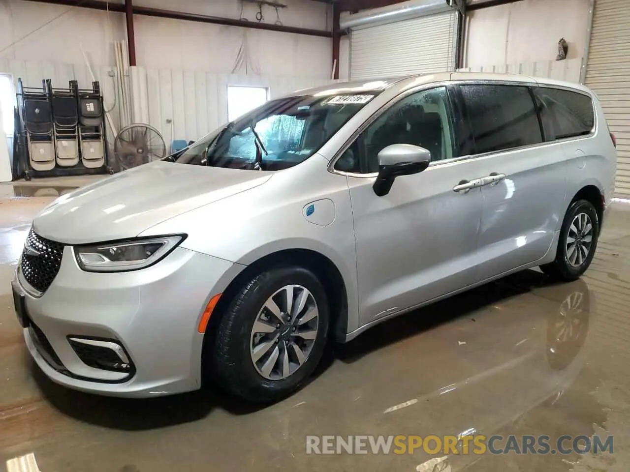 1 Photograph of a damaged car 2C4RC1L79PR618138 CHRYSLER PACIFICA 2023