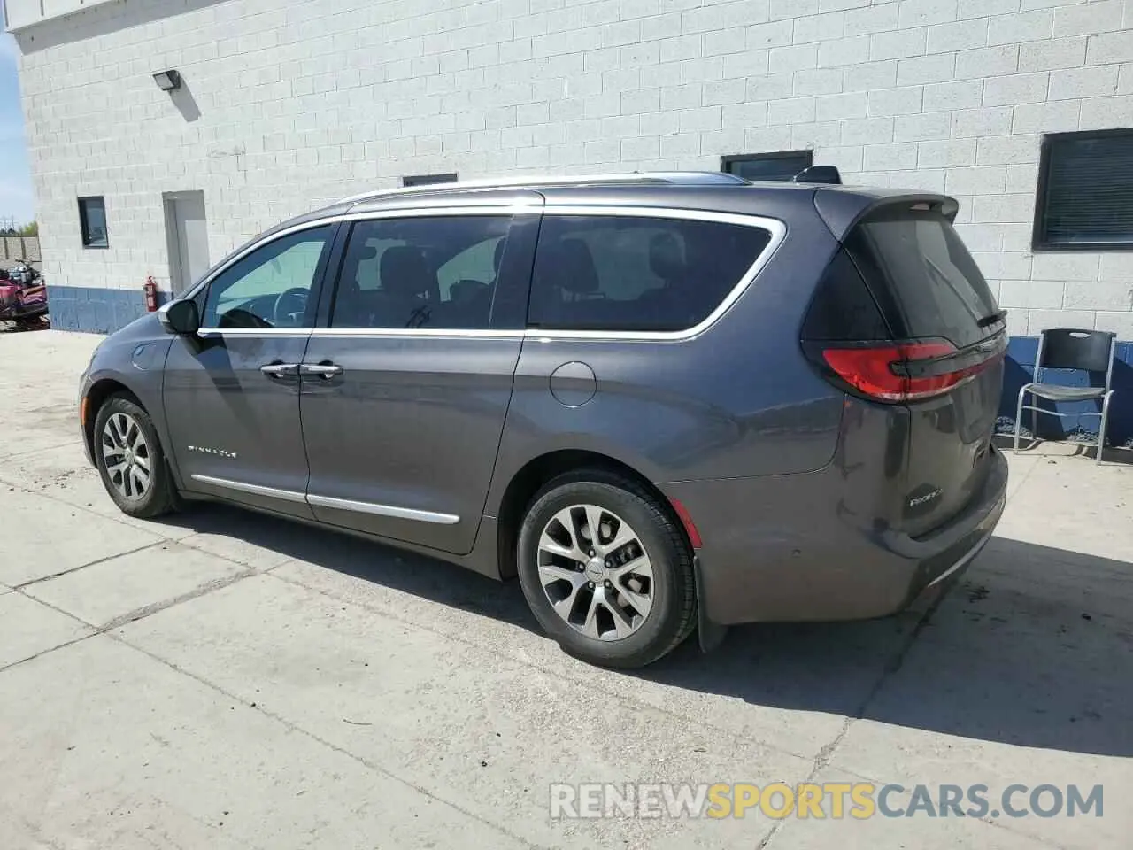 2 Photograph of a damaged car 2C4RC1N74PR599706 CHRYSLER PACIFICA 2023