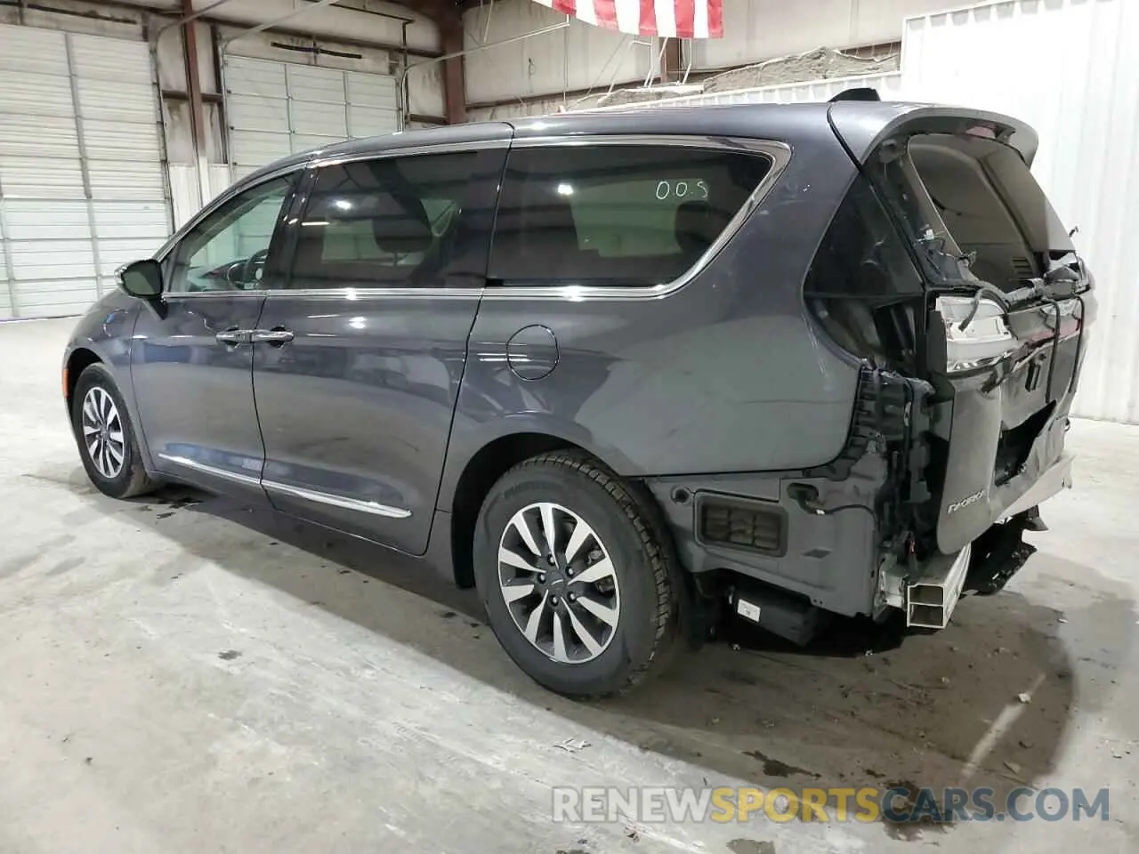 2 Фотография поврежденного автомобиля 2C4RC1S75PR592297 CHRYSLER PACIFICA 2023
