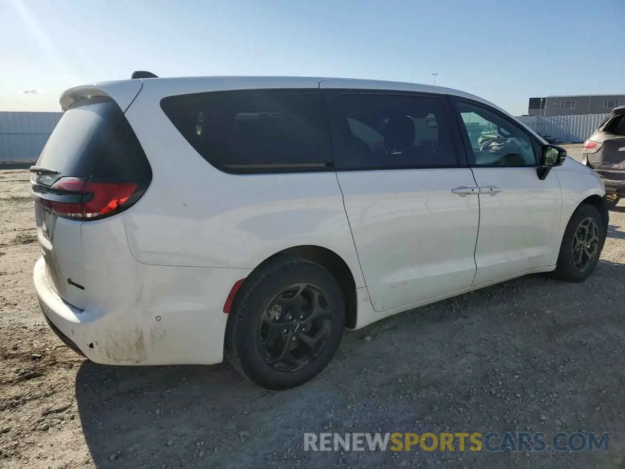 3 Photograph of a damaged car 2C4RC1S77PR622562 CHRYSLER PACIFICA 2023