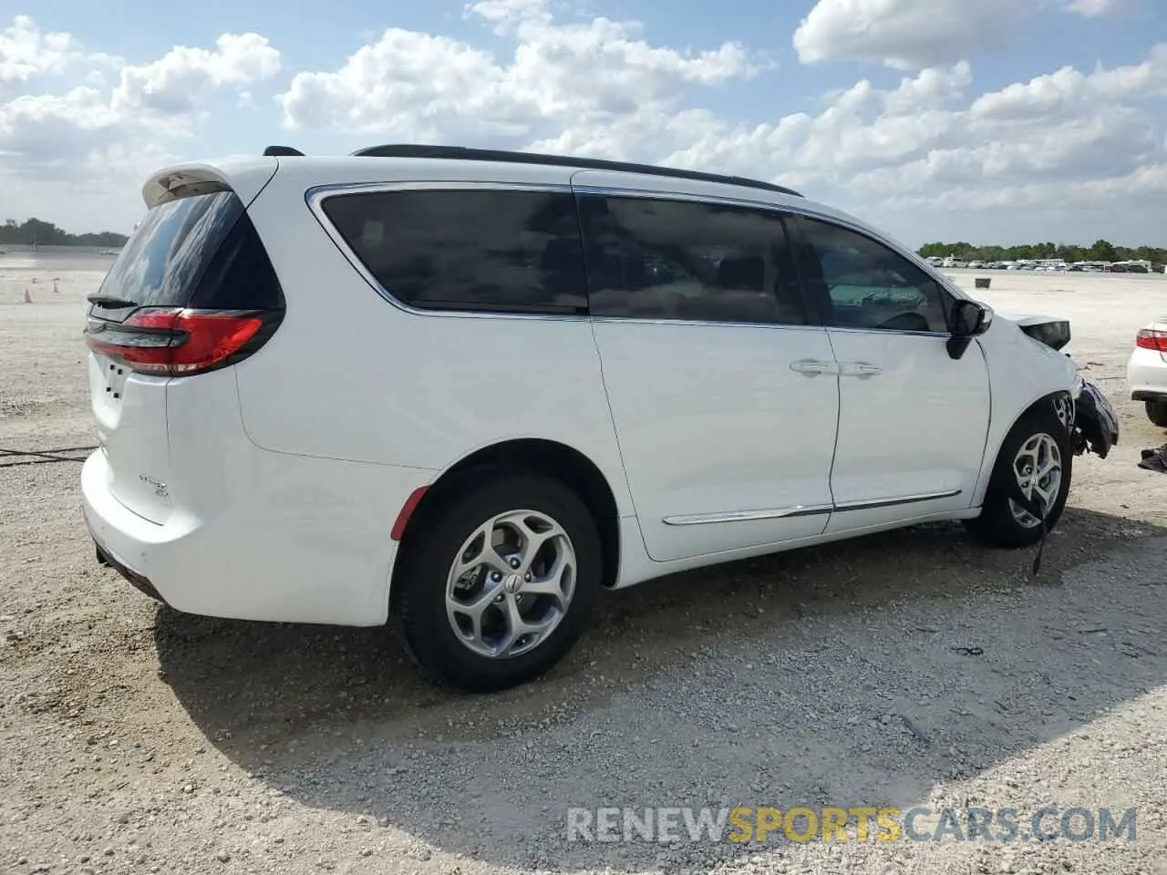 3 Photograph of a damaged car 2C4RC3GG8PR604754 CHRYSLER PACIFICA 2023