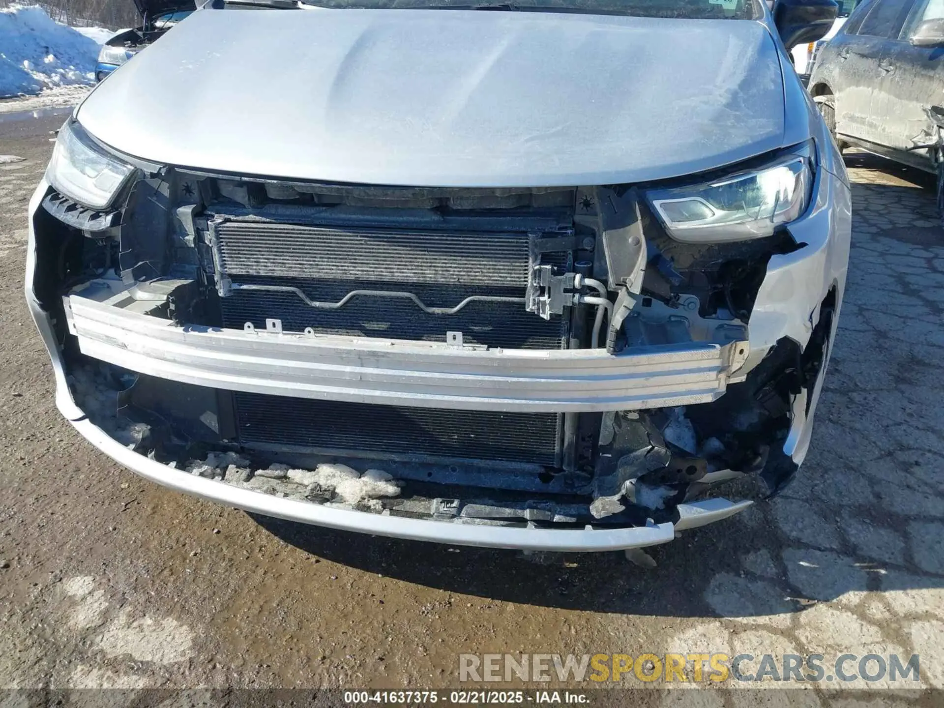 6 Photograph of a damaged car 2C4RC1BG0RR129101 CHRYSLER PACIFICA 2024