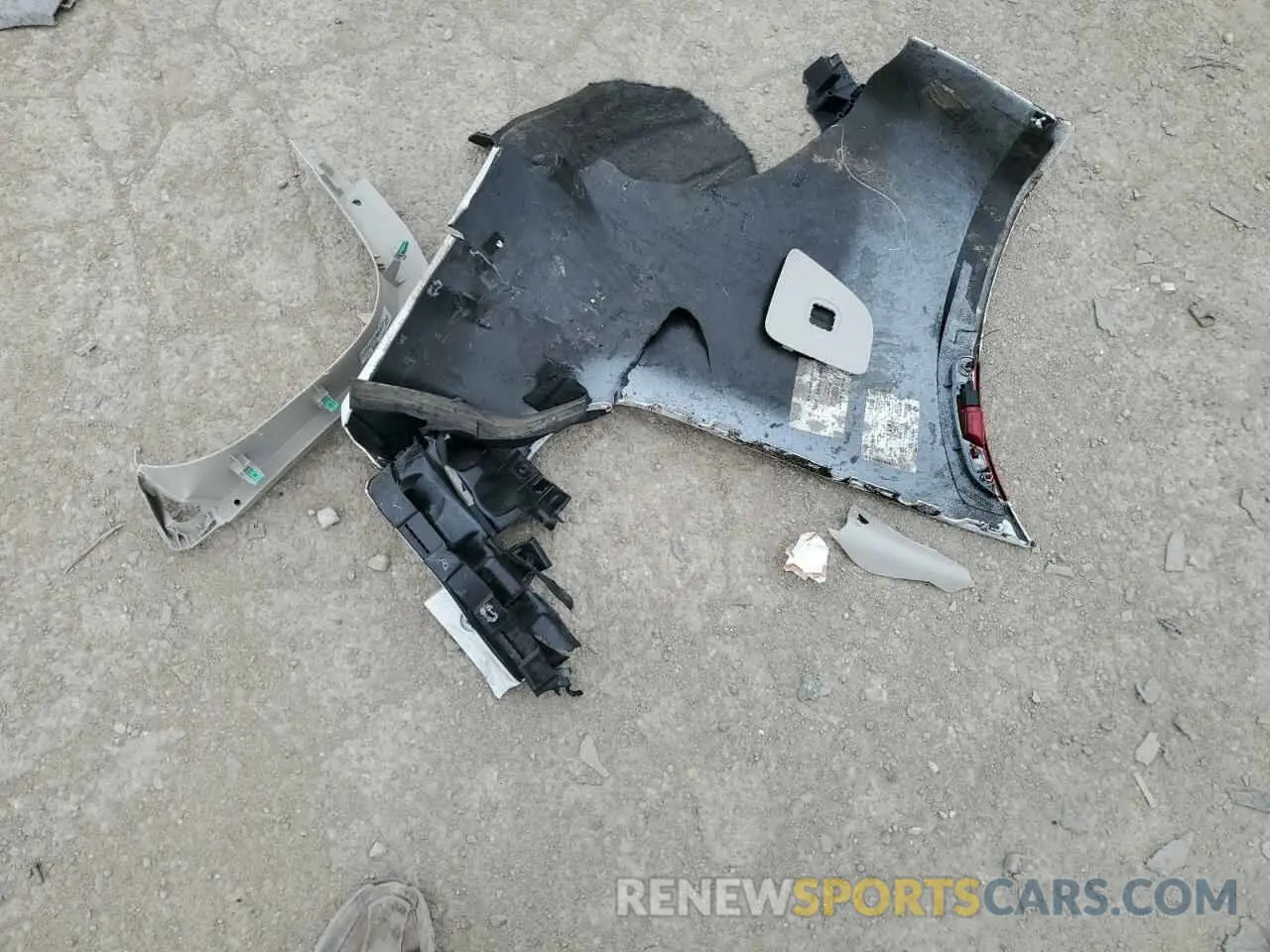 13 Photograph of a damaged car 2C4RC1BG0RR182610 CHRYSLER PACIFICA 2024