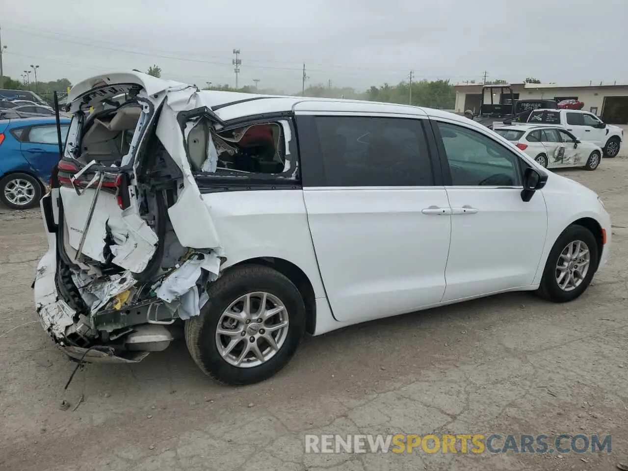 3 Photograph of a damaged car 2C4RC1BG0RR182610 CHRYSLER PACIFICA 2024