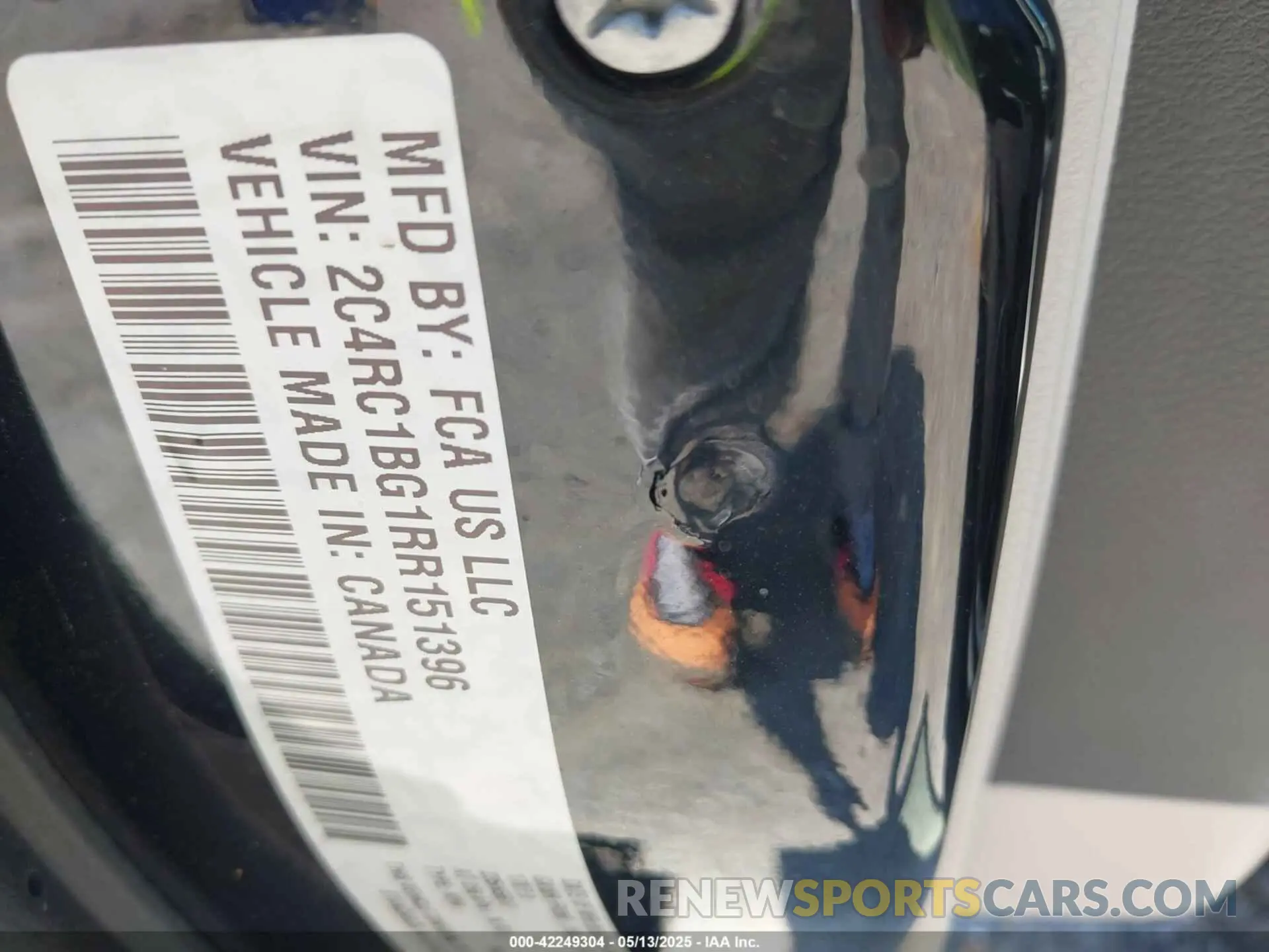 9 Photograph of a damaged car 2C4RC1BG1RR151396 CHRYSLER PACIFICA 2024
