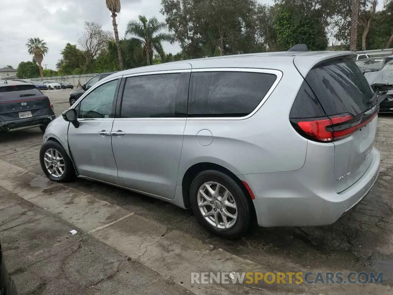 2 Photograph of a damaged car 2C4RC1BG2RR133957 CHRYSLER PACIFICA 2024