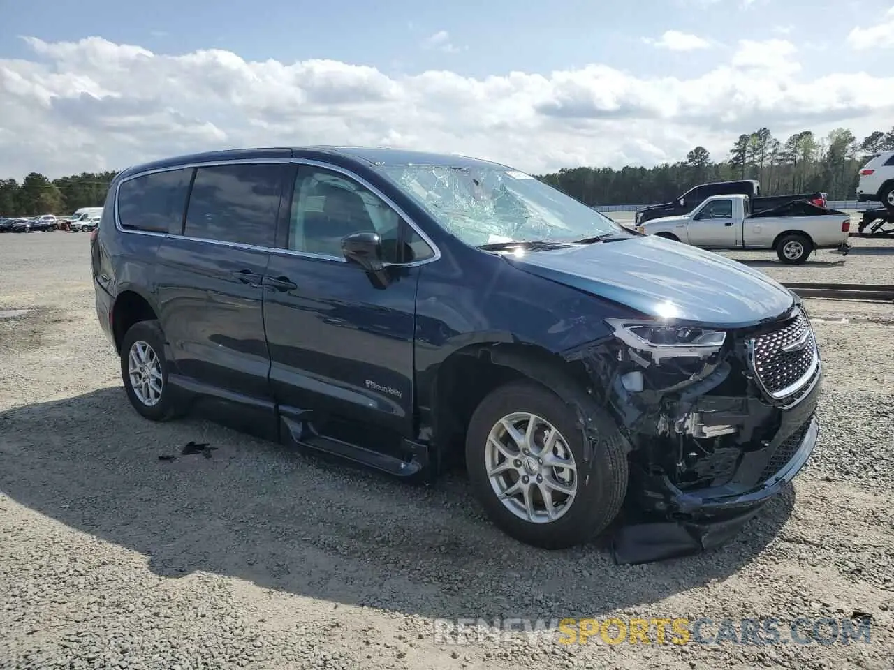 4 Фотография поврежденного автомобиля 2C4RC1BG2RR183306 CHRYSLER PACIFICA 2024
