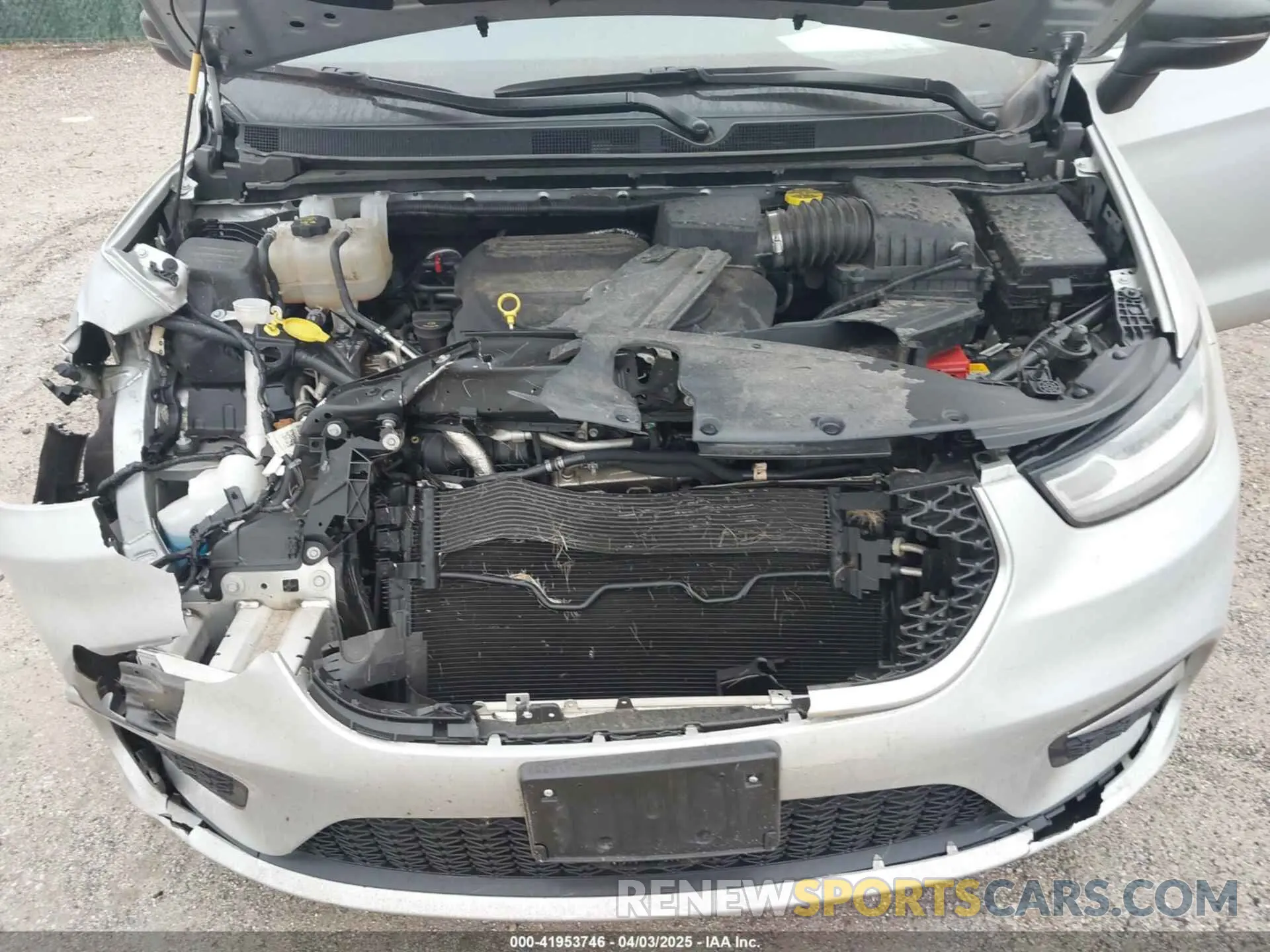 10 Фотография поврежденного автомобиля 2C4RC1BG3RR133286 CHRYSLER PACIFICA 2024
