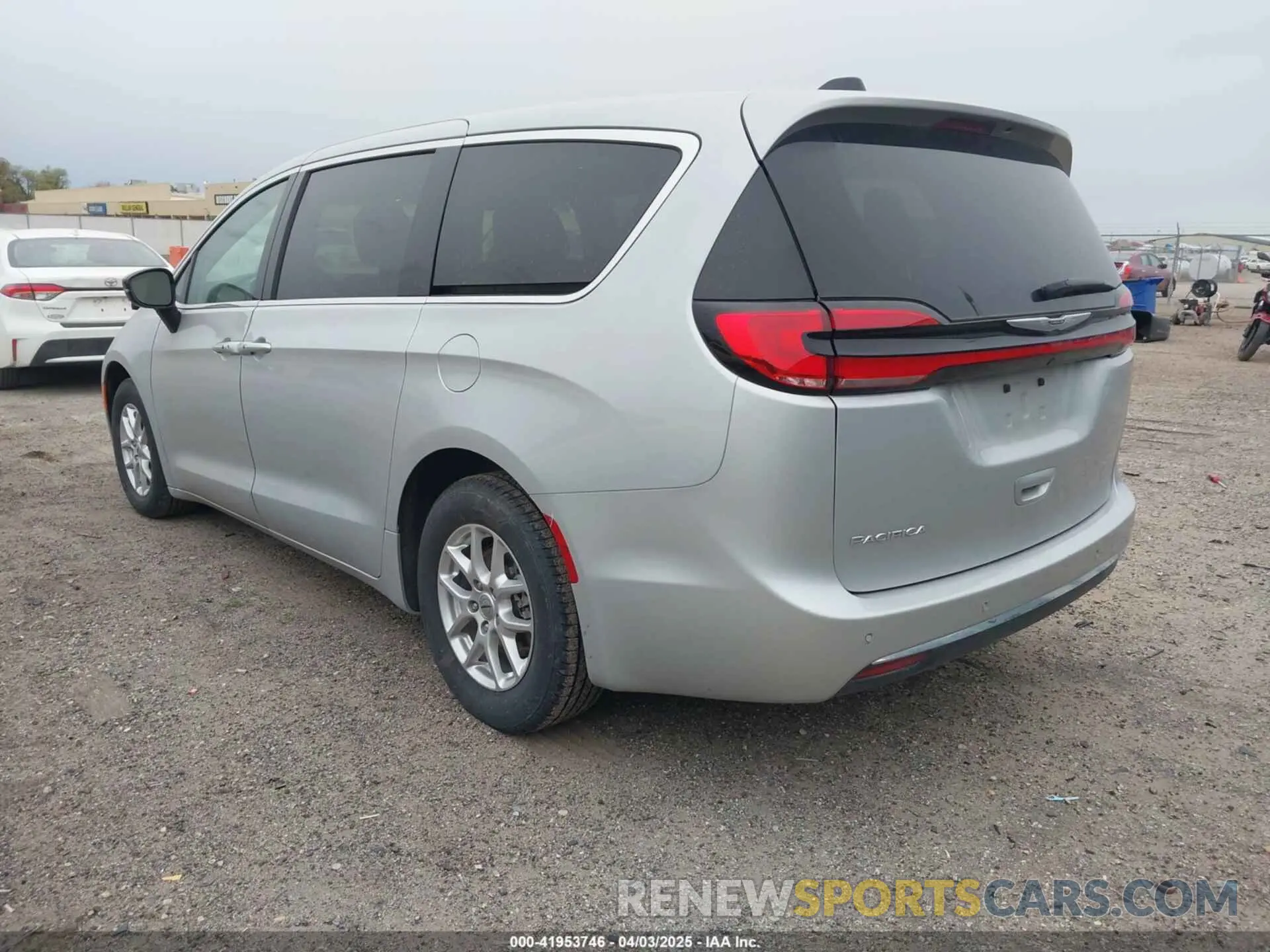 3 Фотография поврежденного автомобиля 2C4RC1BG3RR133286 CHRYSLER PACIFICA 2024