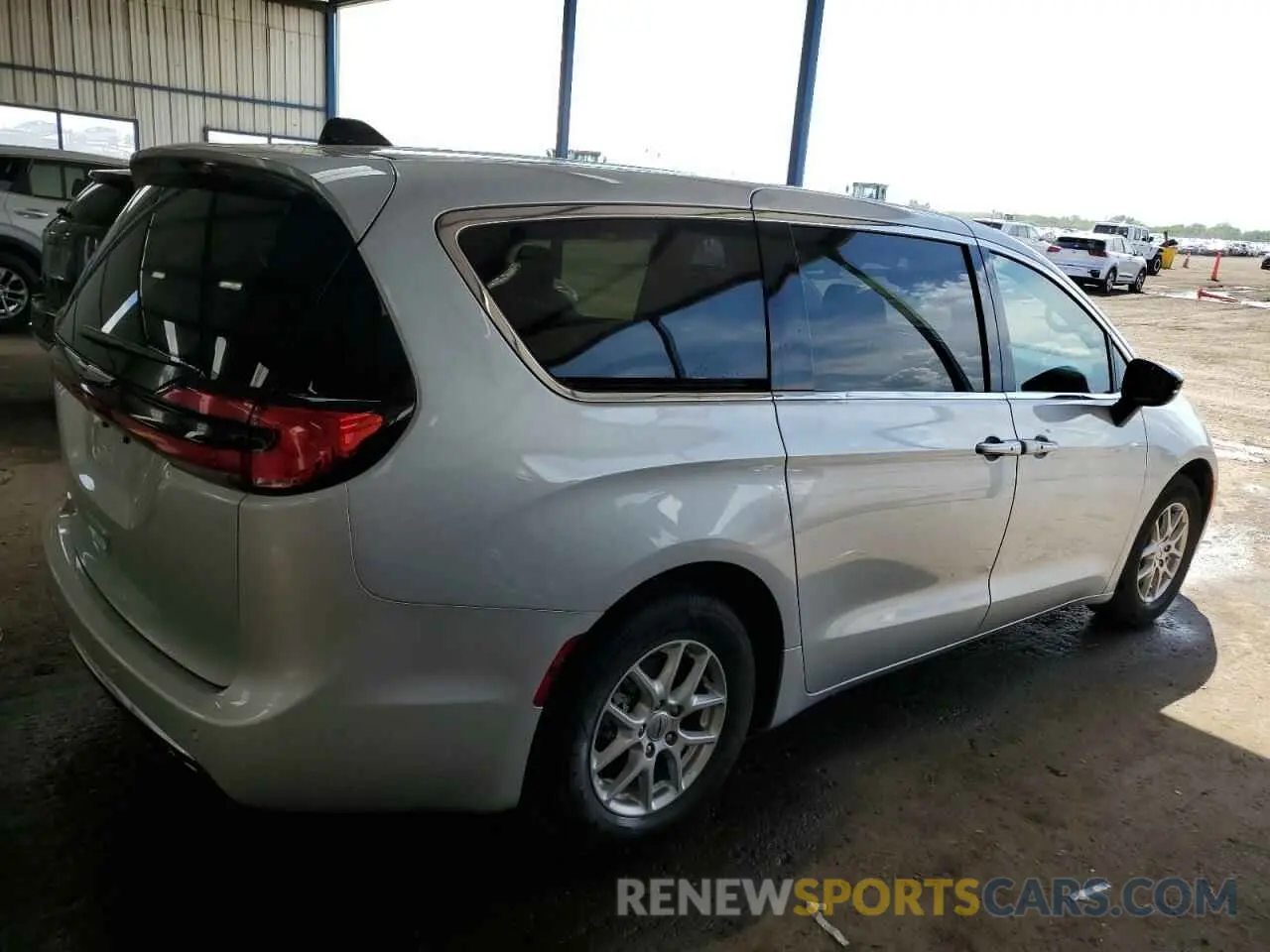 3 Photograph of a damaged car 2C4RC1BG3RR158107 CHRYSLER PACIFICA 2024