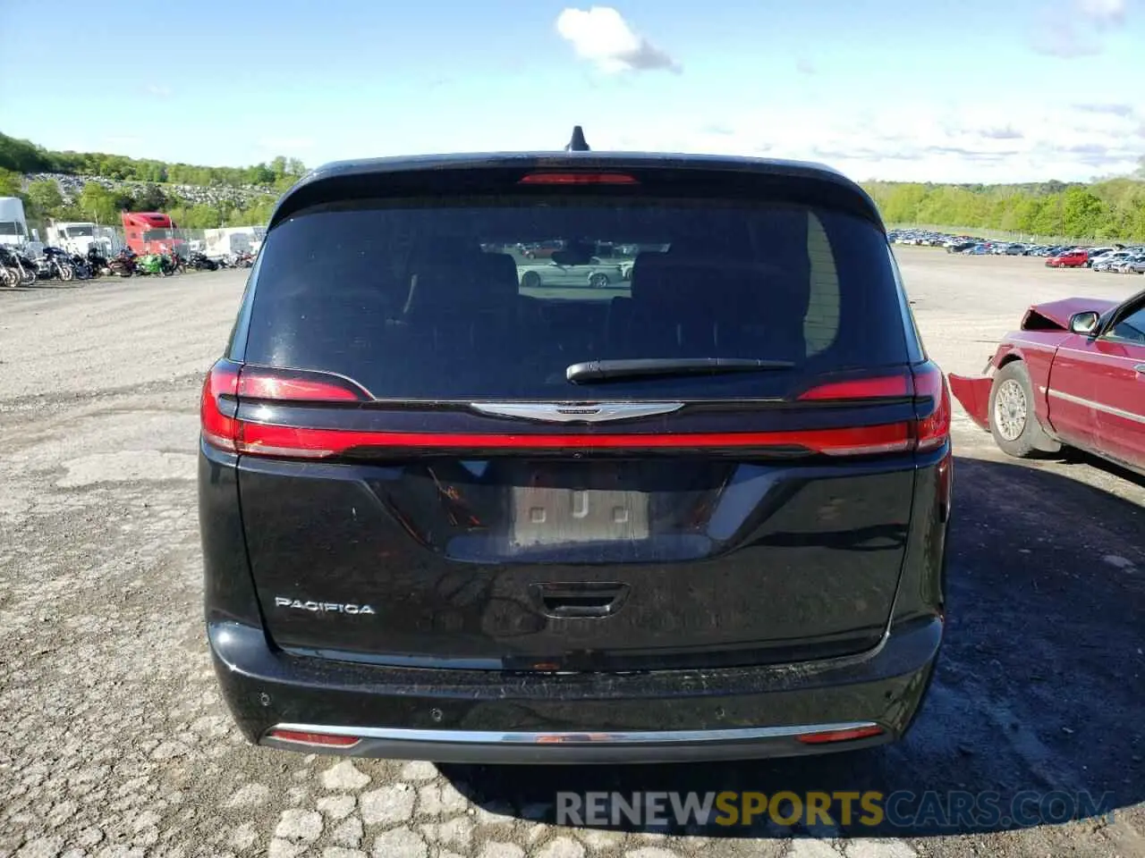 6 Photograph of a damaged car 2C4RC1BG3RR163081 CHRYSLER PACIFICA 2024