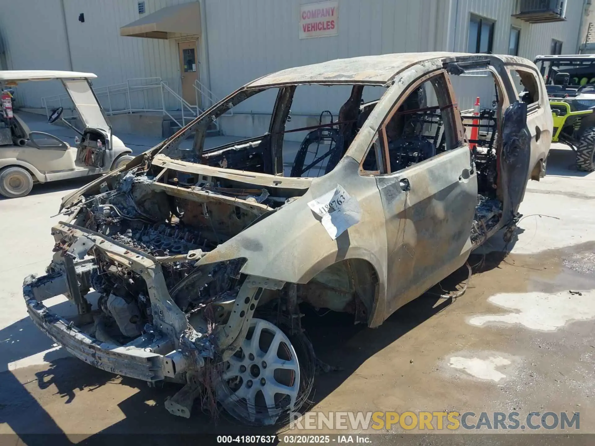 2 Фотография поврежденного автомобиля 2C4RC1BG4RR125441 CHRYSLER PACIFICA 2024