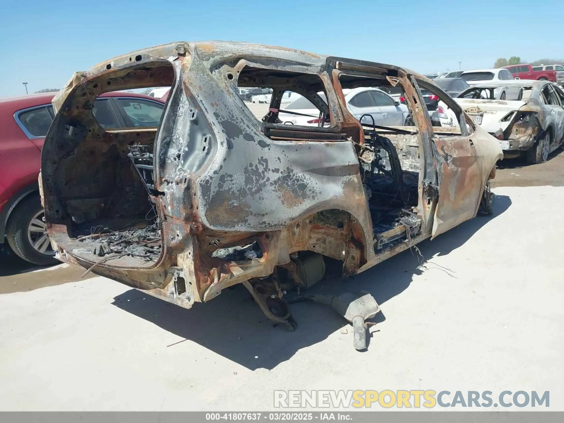 4 Фотография поврежденного автомобиля 2C4RC1BG4RR125441 CHRYSLER PACIFICA 2024