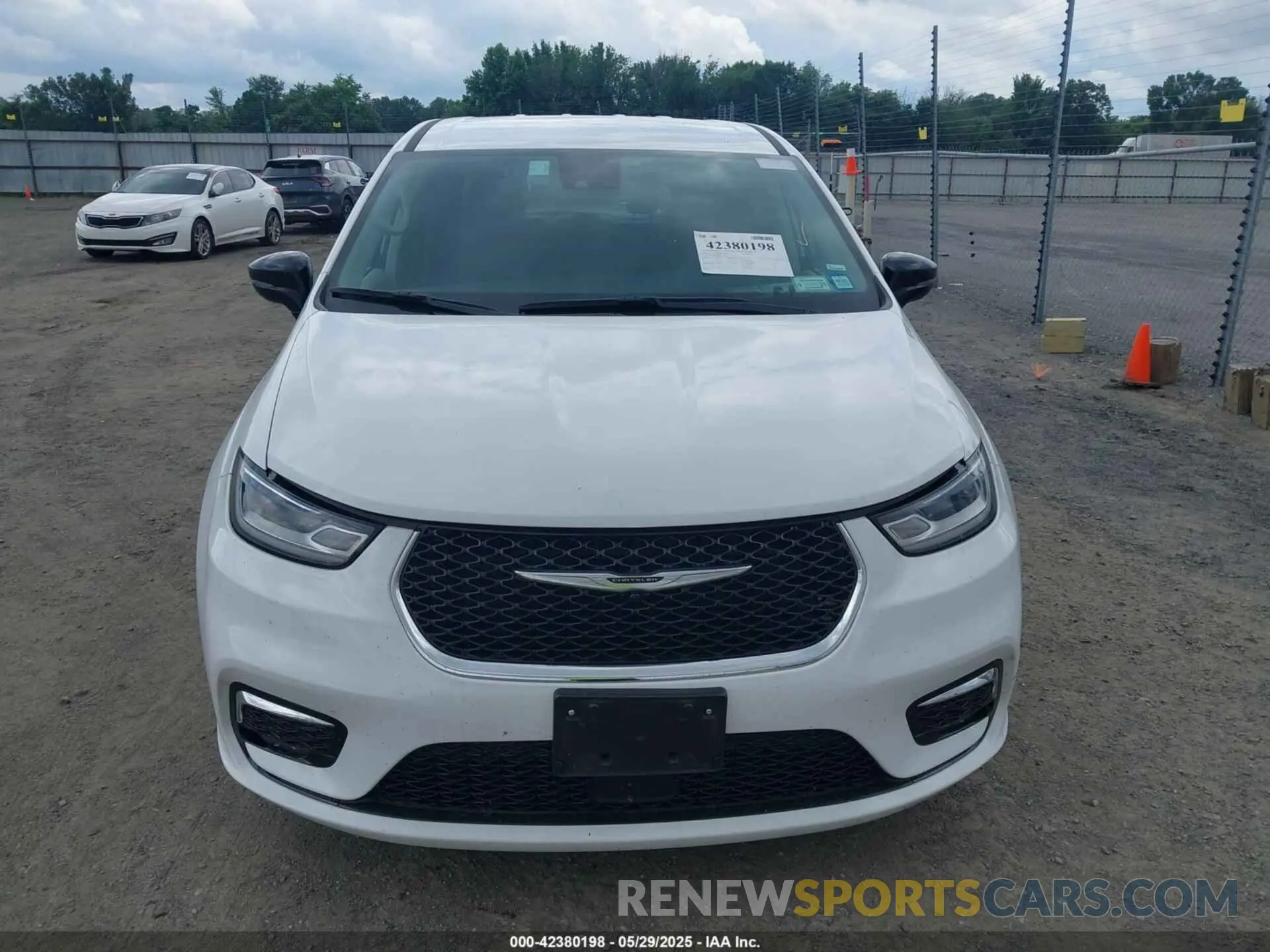 12 Photograph of a damaged car 2C4RC1BG4RR163235 CHRYSLER PACIFICA 2024