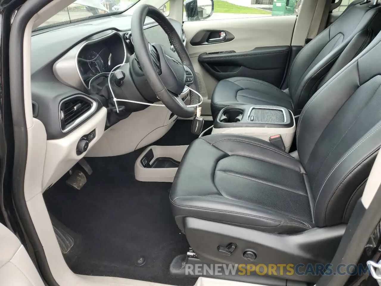 7 Photograph of a damaged car 2C4RC1BG4RR172470 CHRYSLER PACIFICA 2024