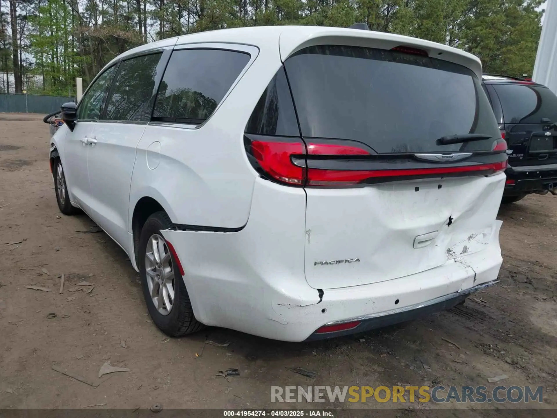 3 Фотография поврежденного автомобиля 2C4RC1BG5RR125223 CHRYSLER PACIFICA 2024