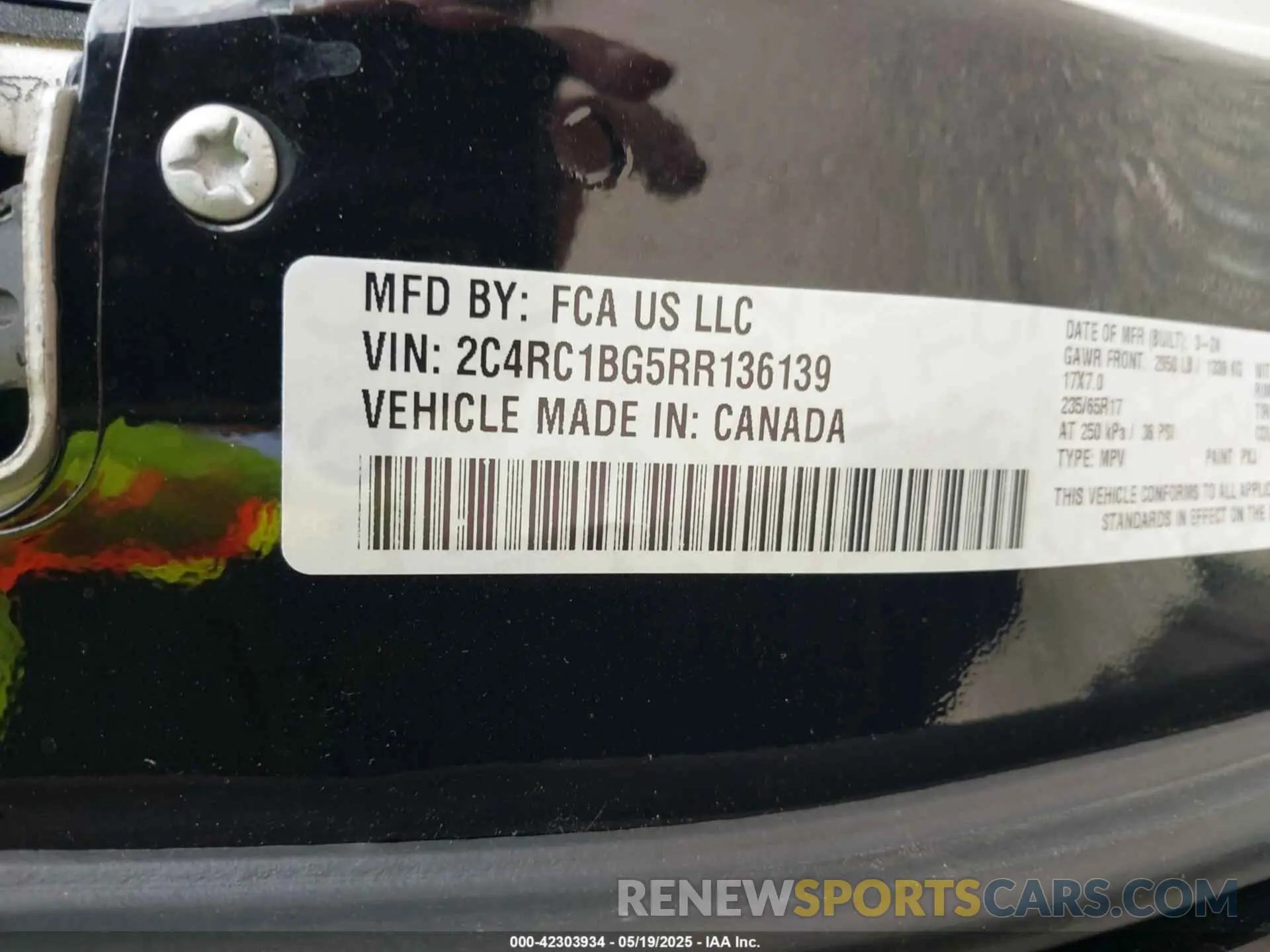 9 Photograph of a damaged car 2C4RC1BG5RR136139 CHRYSLER PACIFICA 2024
