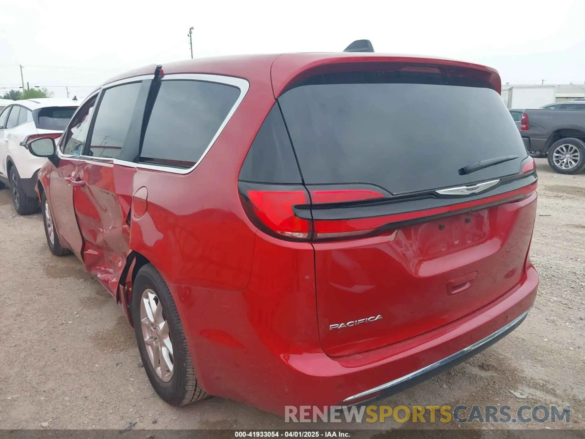 3 Фотография поврежденного автомобиля 2C4RC1BG5RR179332 CHRYSLER PACIFICA 2024