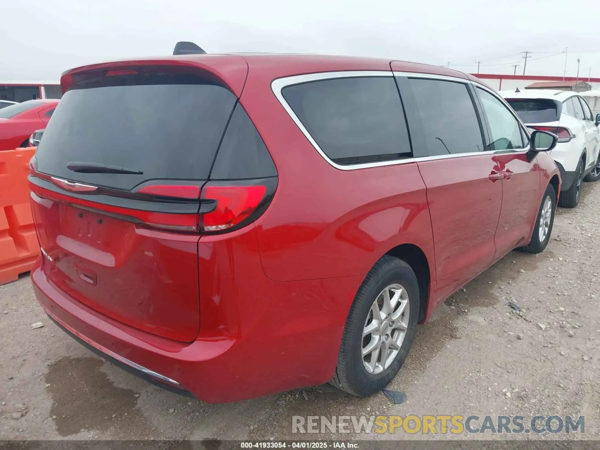 4 Фотография поврежденного автомобиля 2C4RC1BG5RR179332 CHRYSLER PACIFICA 2024