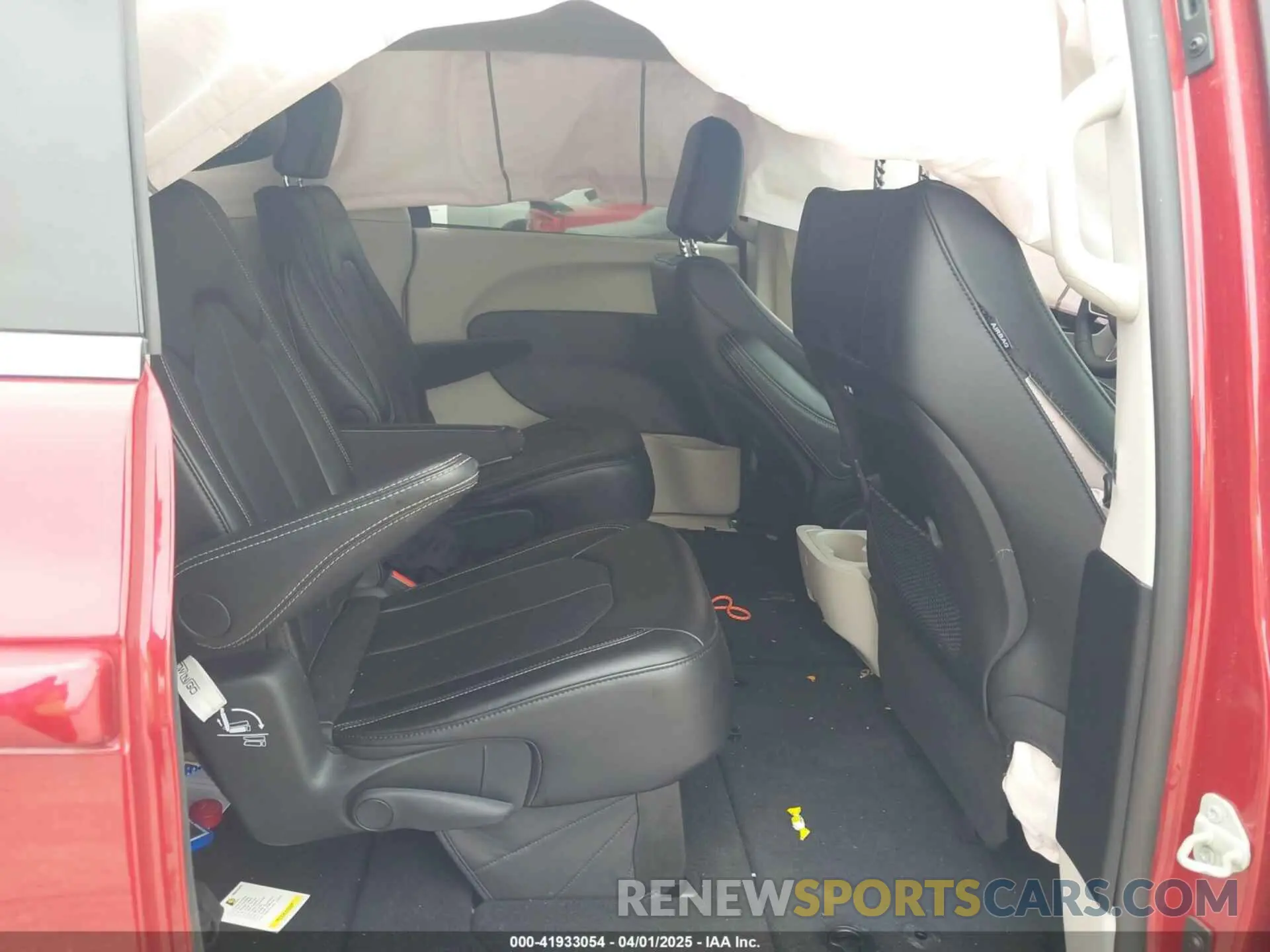 8 Фотография поврежденного автомобиля 2C4RC1BG5RR179332 CHRYSLER PACIFICA 2024