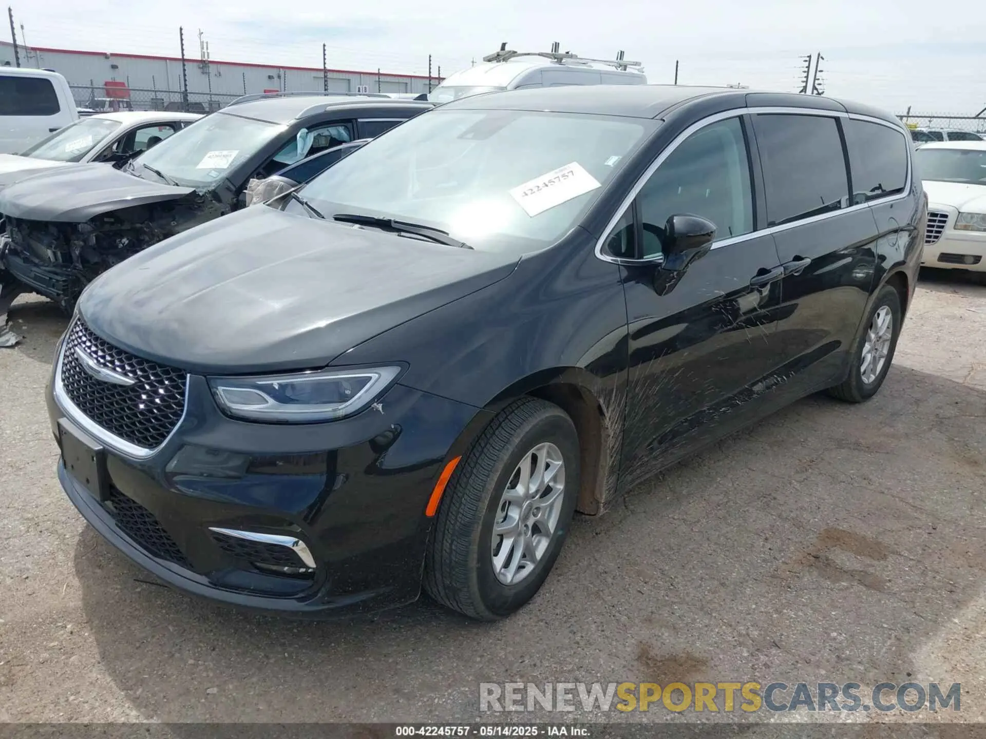 2 Фотография поврежденного автомобиля 2C4RC1BG6RR101545 CHRYSLER PACIFICA 2024
