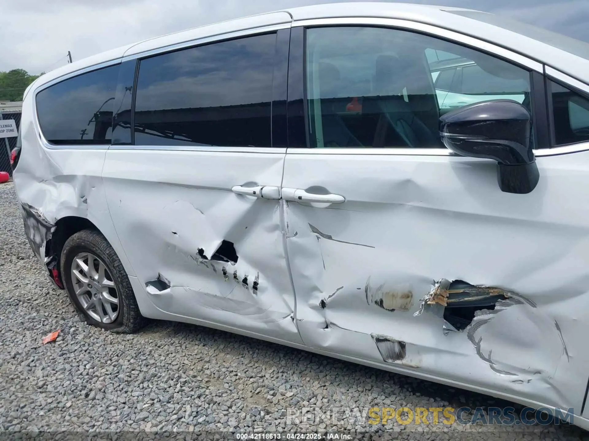 6 Фотография поврежденного автомобиля 2C4RC1BG6RR116594 CHRYSLER PACIFICA 2024