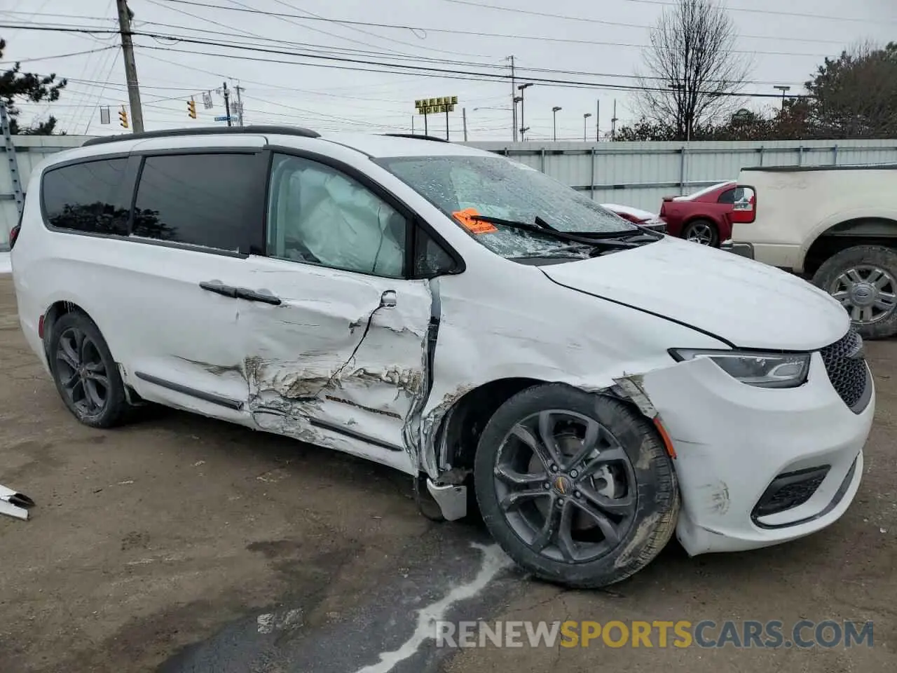 4 Фотография поврежденного автомобиля 2C4RC1BG6RR126431 CHRYSLER PACIFICA 2024