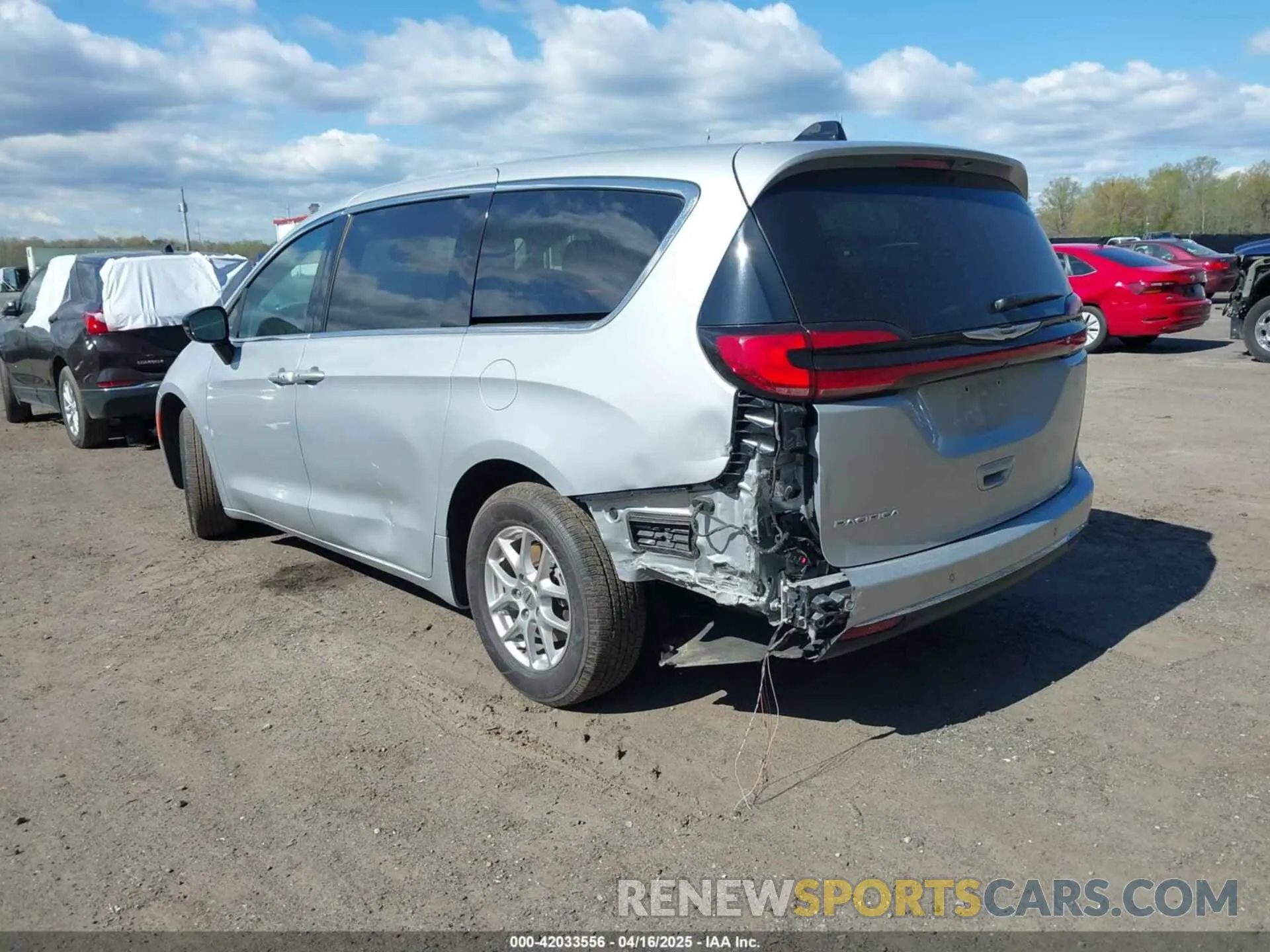 3 Photograph of a damaged car 2C4RC1BG6RR179873 CHRYSLER PACIFICA 2024