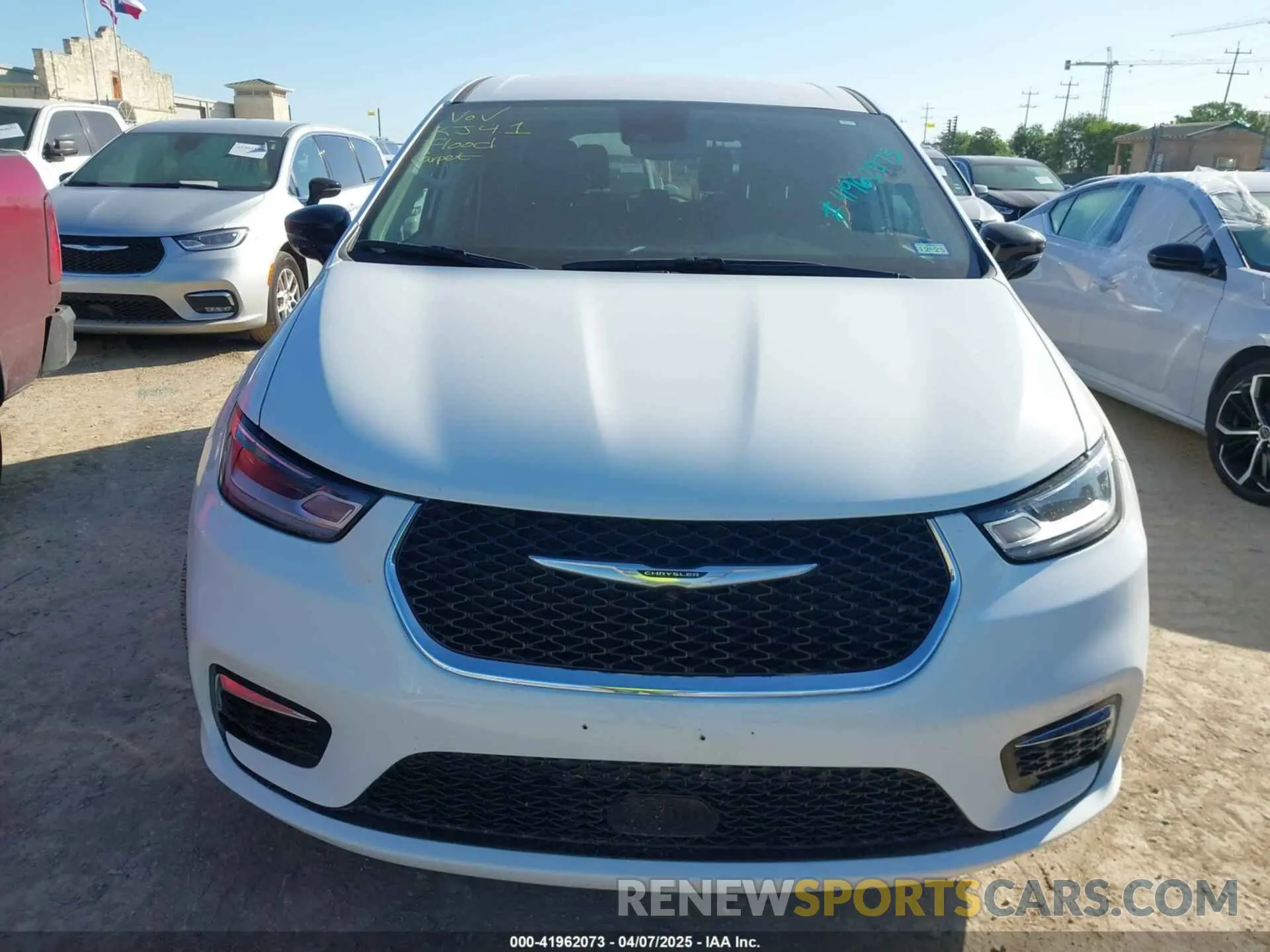 6 Photograph of a damaged car 2C4RC1BG7RR123103 CHRYSLER PACIFICA 2024