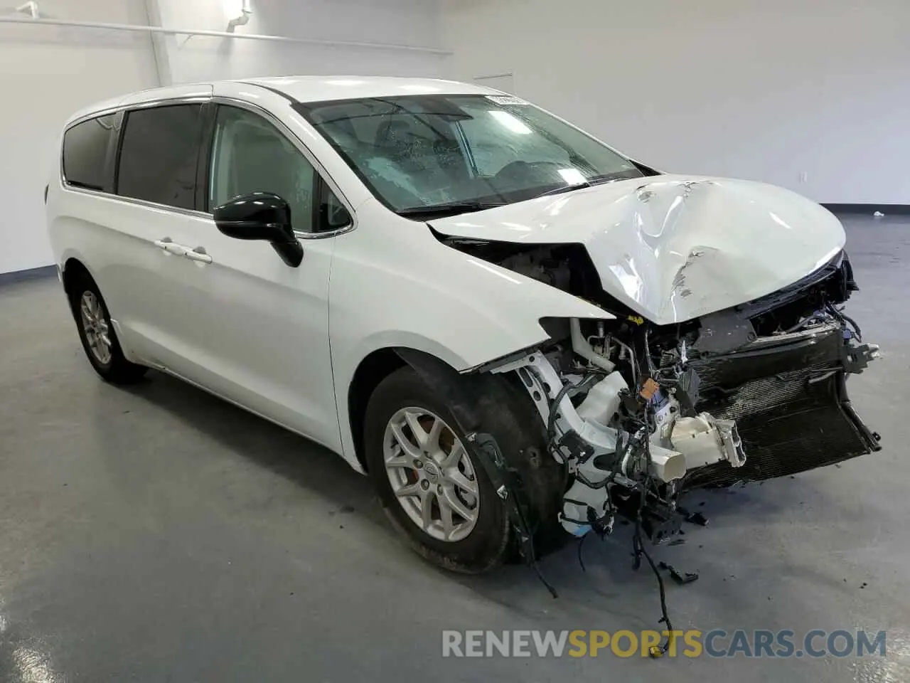 4 Фотография поврежденного автомобиля 2C4RC1BG7RR170423 CHRYSLER PACIFICA 2024