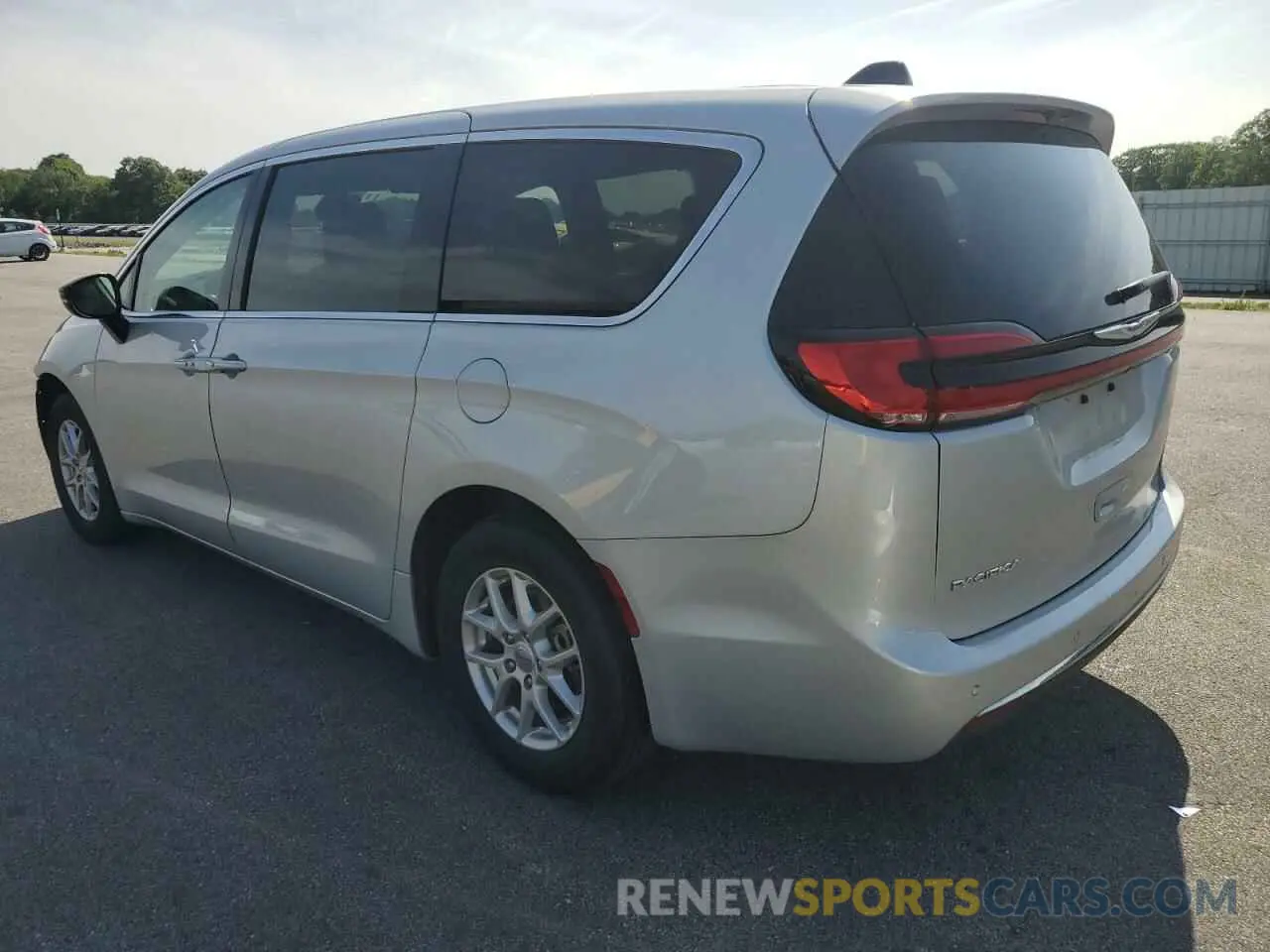 2 Photograph of a damaged car 2C4RC1BG7RR172236 CHRYSLER PACIFICA 2024