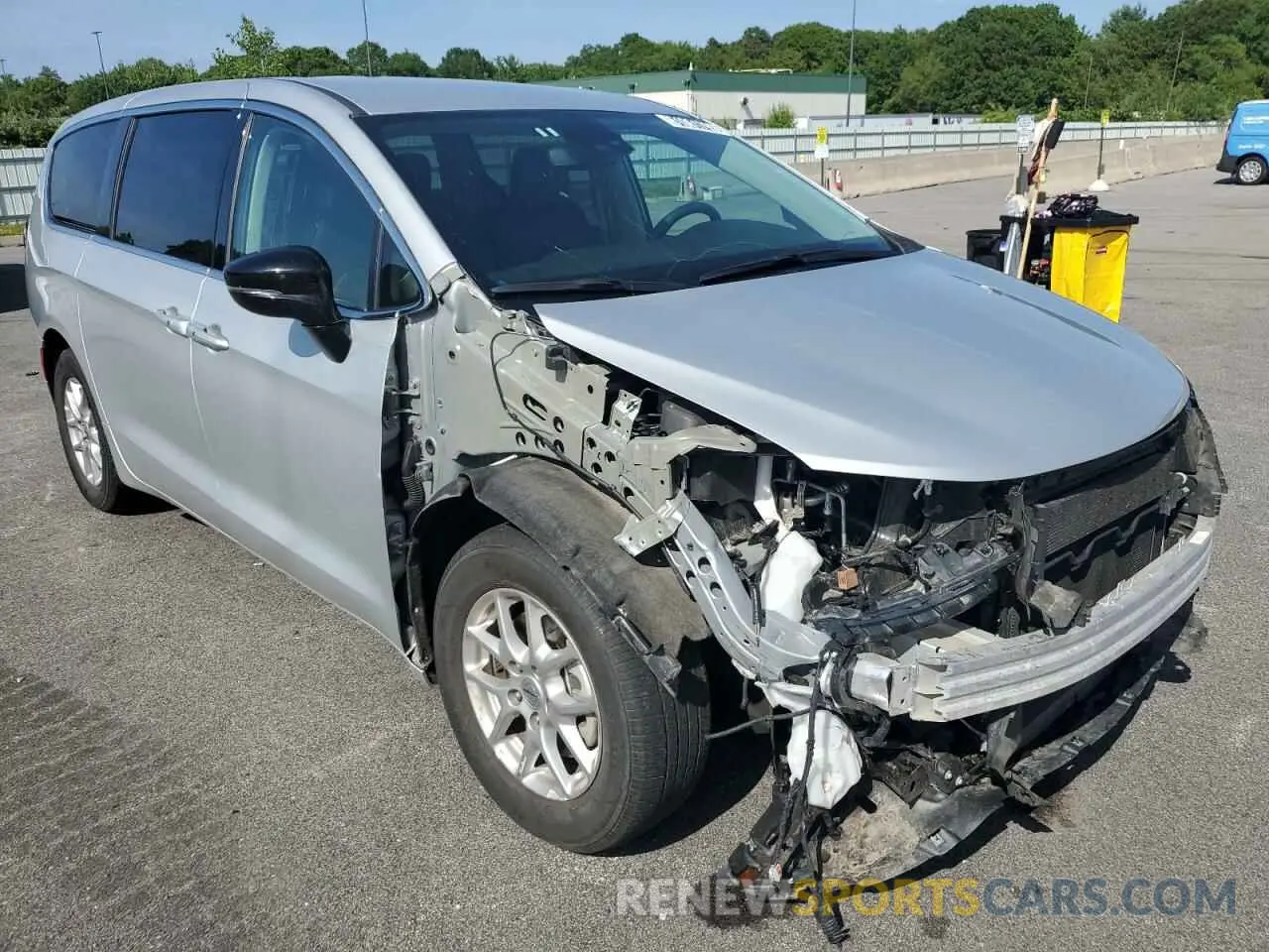 4 Photograph of a damaged car 2C4RC1BG7RR172236 CHRYSLER PACIFICA 2024
