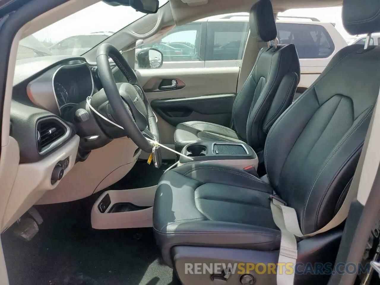 7 Photograph of a damaged car 2C4RC1BG7RR178764 CHRYSLER PACIFICA 2024