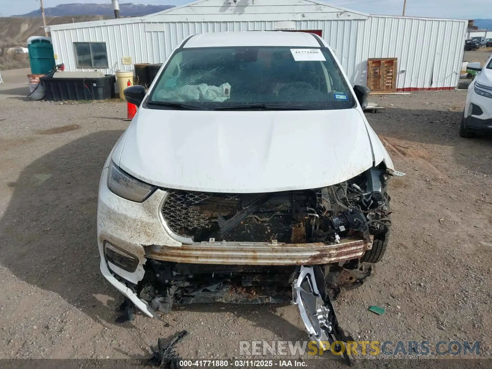 12 Фотография поврежденного автомобиля 2C4RC1BG7RR182975 CHRYSLER PACIFICA 2024