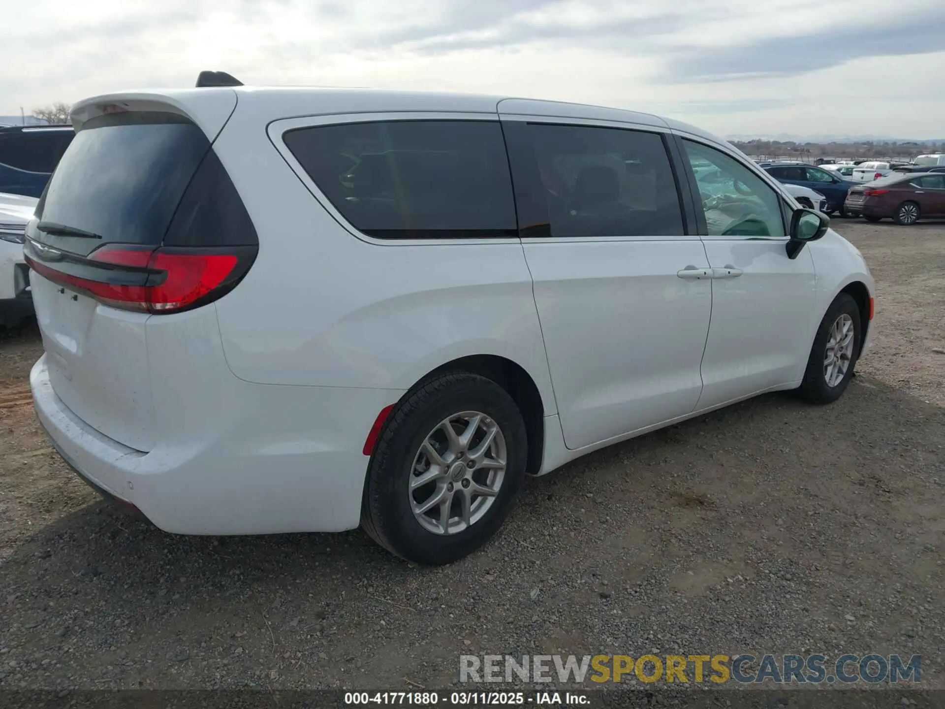 4 Фотография поврежденного автомобиля 2C4RC1BG7RR182975 CHRYSLER PACIFICA 2024